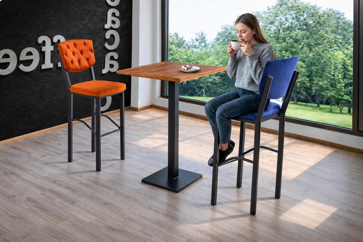 Xlmoebel Esszimmerstuhl 4 bequeme moderne Stühle in orange und blau, vielseitig (4er-Set), Made in Europa