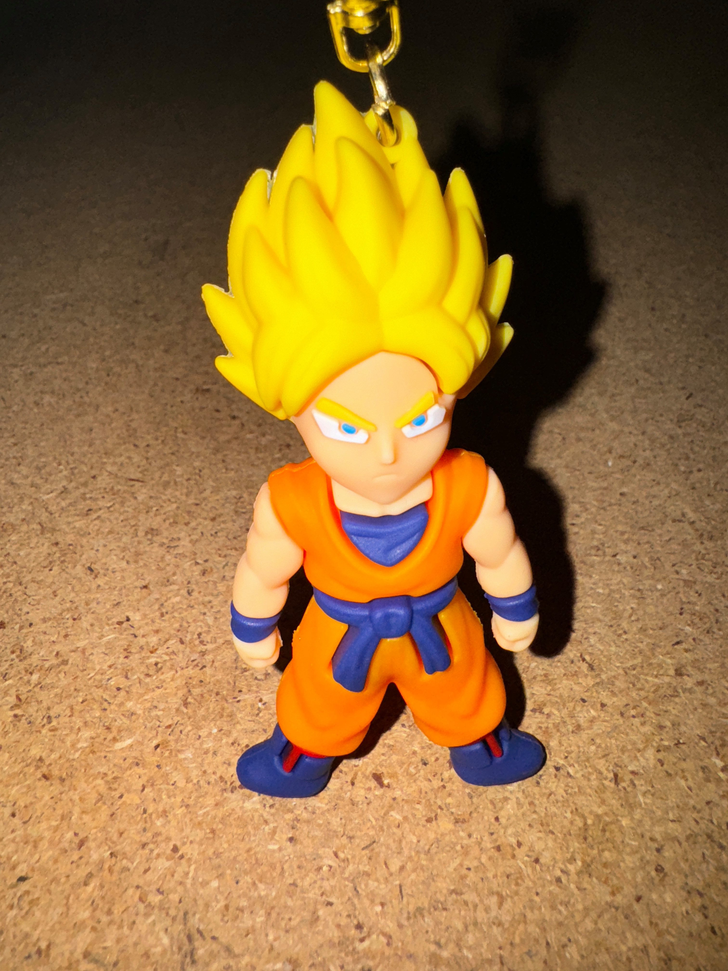 Stelby Schlüsselanhänger Dragonball Songoku Schlüsselanhänger 3D Gummi (Super-Sayajin im Kampfanzug), Strapazierfähiges & flexibles Material für langlebige Nutz – Bild 5 von 5