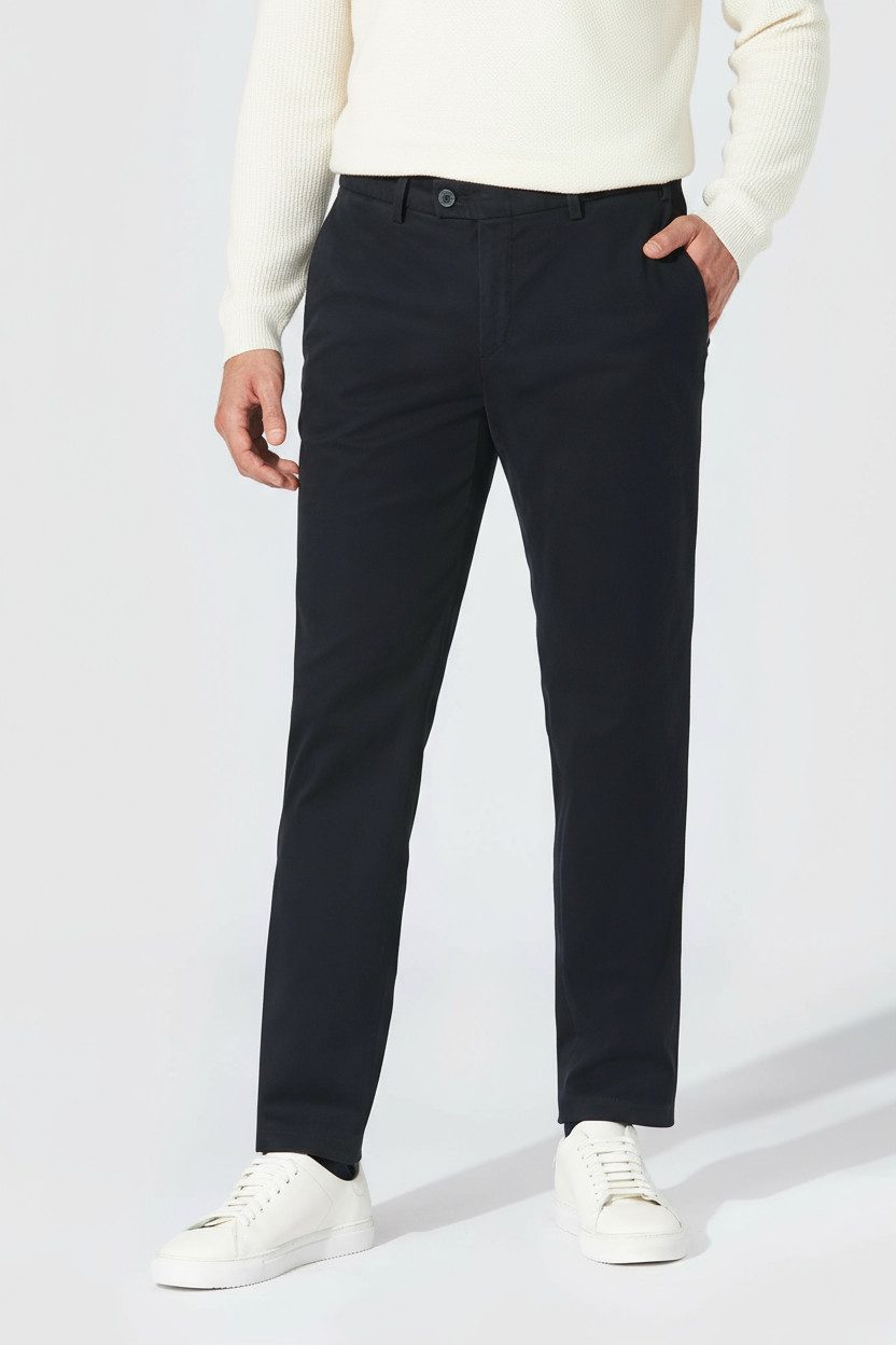 Hiltl Chinos Tilo I Chino Hose Herren Slim-Fit Supima Sateen, marineblau, 27 Feine Satinstruktur, weich & knitterarm