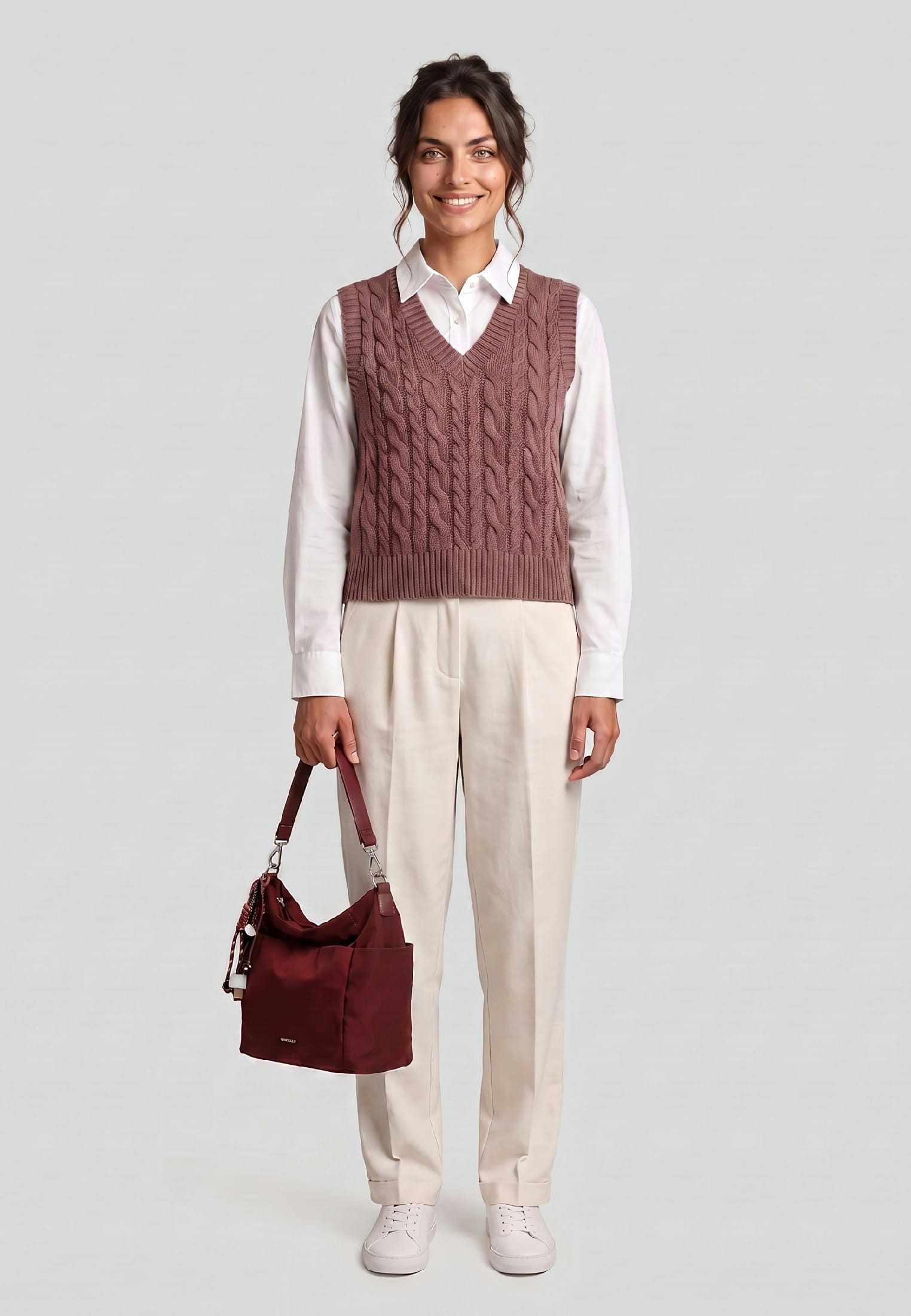 SURI FREY Beuteltasche SFY Sandey, Logo Patch