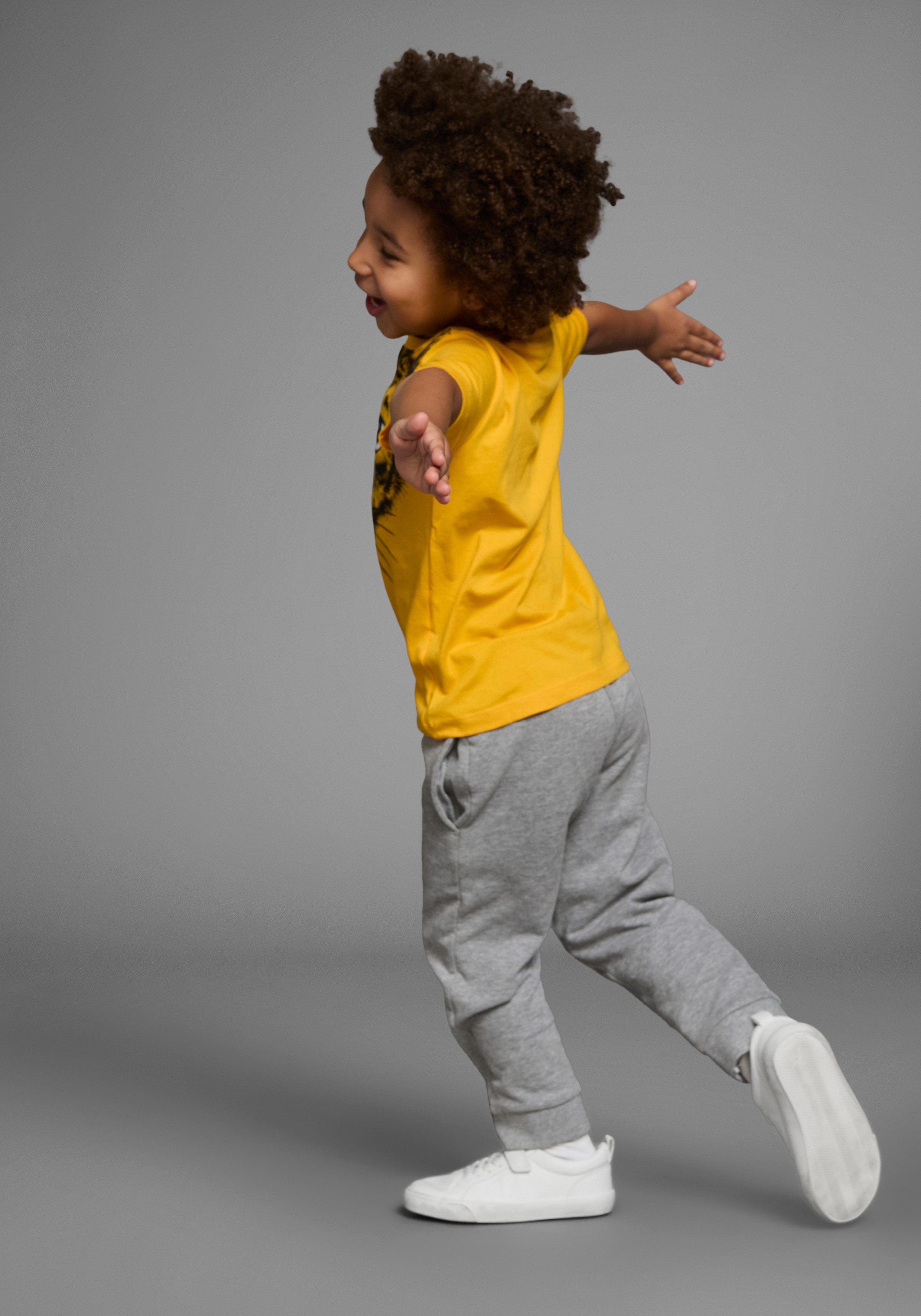 KIDSWORLD T-Shirt Mit tollem Druck: LITTLE TIGER Kurzarm, Basic-Passform, mit peppigem Druck, Rundhalsausschnitt