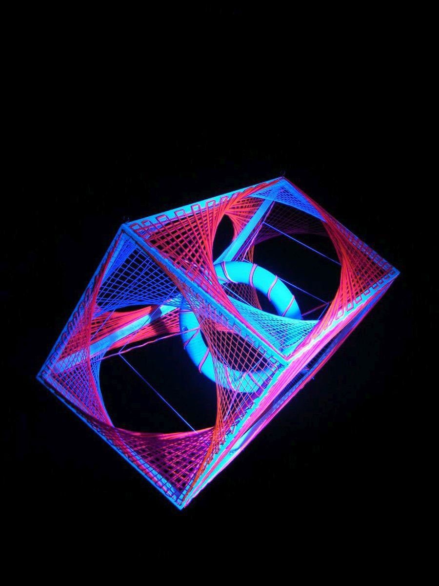 "Polar 3D Lights", leuchtet Fadendeko StringArt 1,05m, PSYWORK unter UV-aktiv, Schwarzlicht Schwarzlicht Dekoobjekt