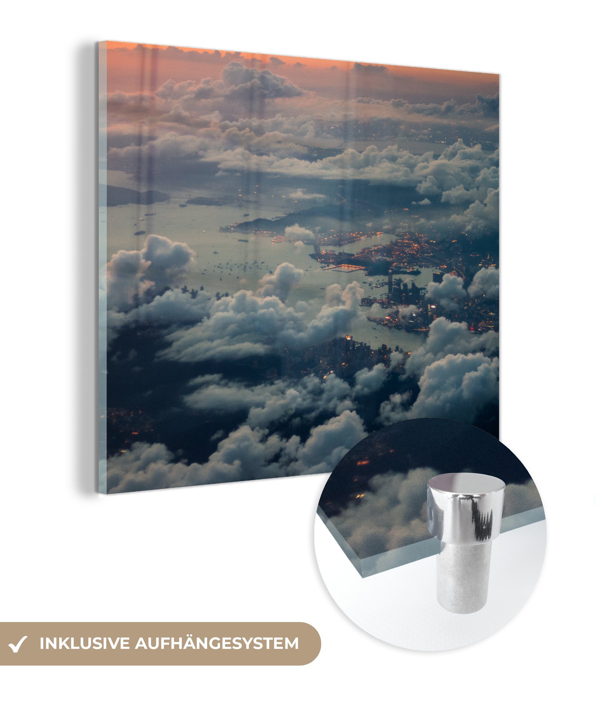 MuchoWow Acrylglasbild Luftaufnahme von dunklen Wolken im asiatischen Hongkong, (1 St), Glasbilder - Bilder auf Glas Wandbild - Foto auf Glas - Wanddekoration