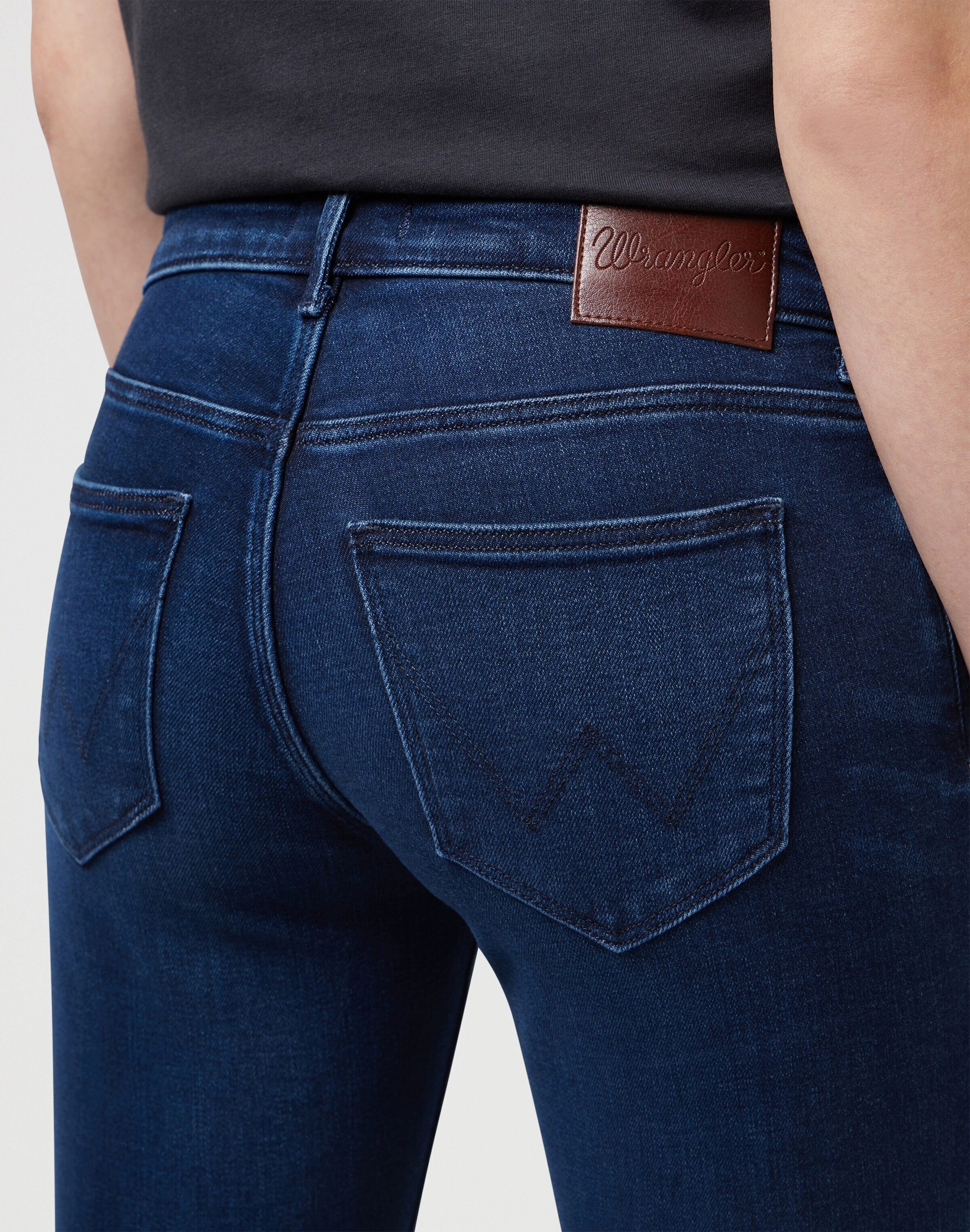 Wrangler Bootcut-Jeans BOOTCUT (1-tlg) Plain/ohne Details