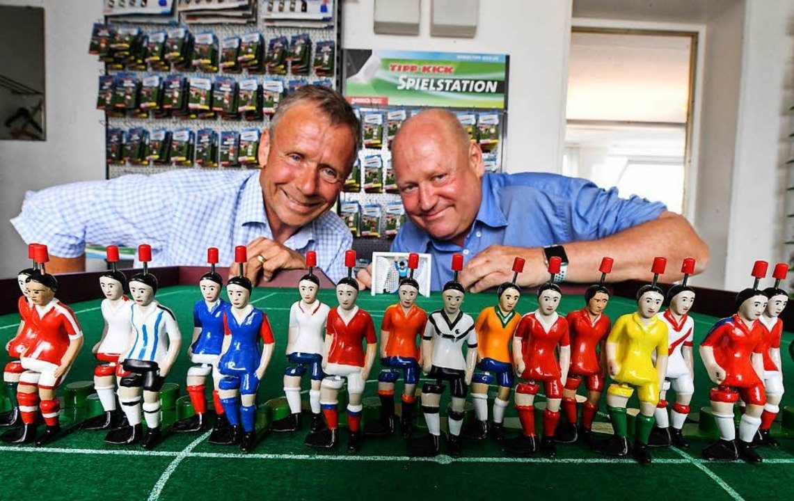 Tipp-Kick Tischfußballspiel Fünf Bälle (3 x s/w und 2 x g/r) Ersatzbälle 5 Fußbälle Ersatz