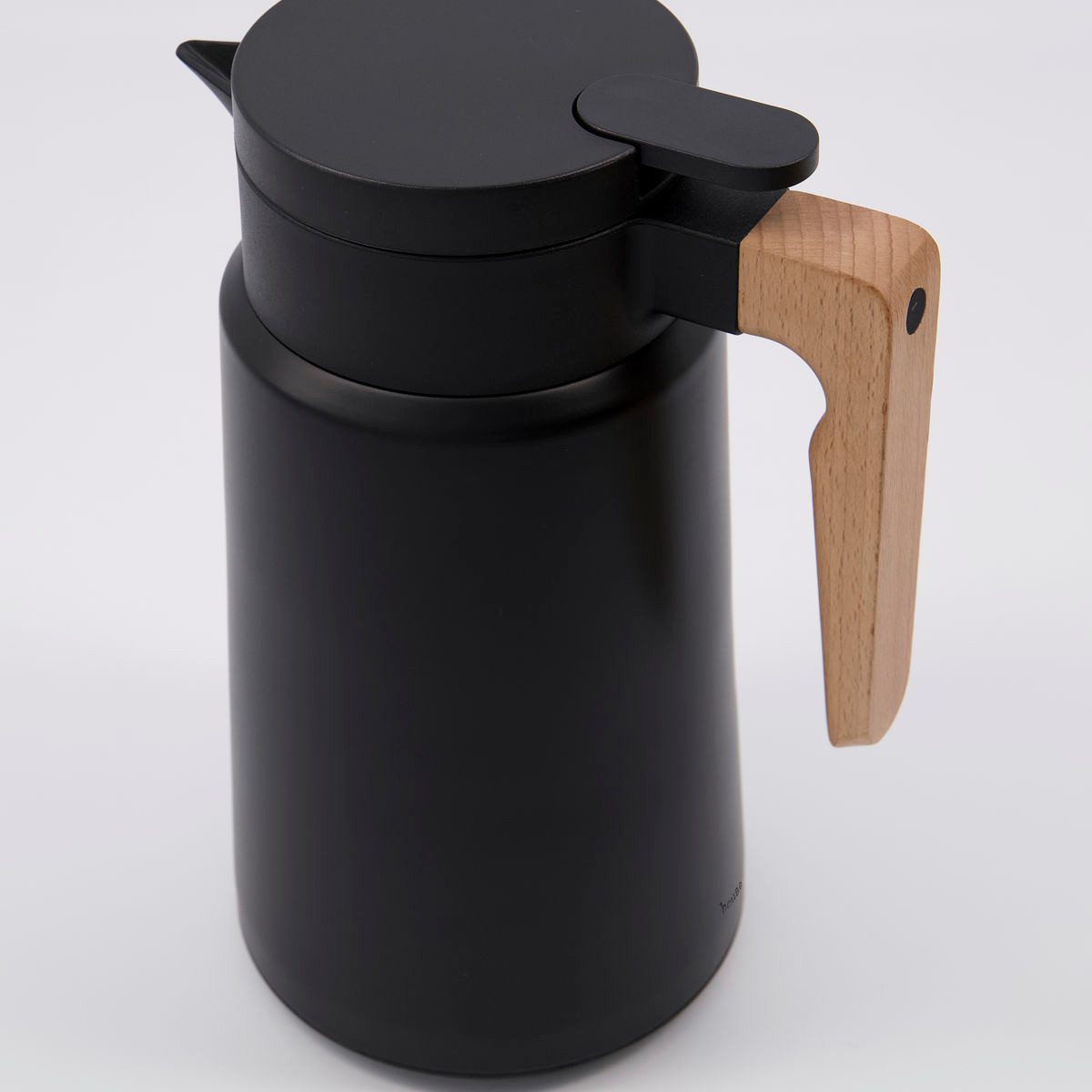 House Doctor Wasserkaraffe House Doctor Thermoskanne COLE 1,8L schwarz, Ø13,5x26cm