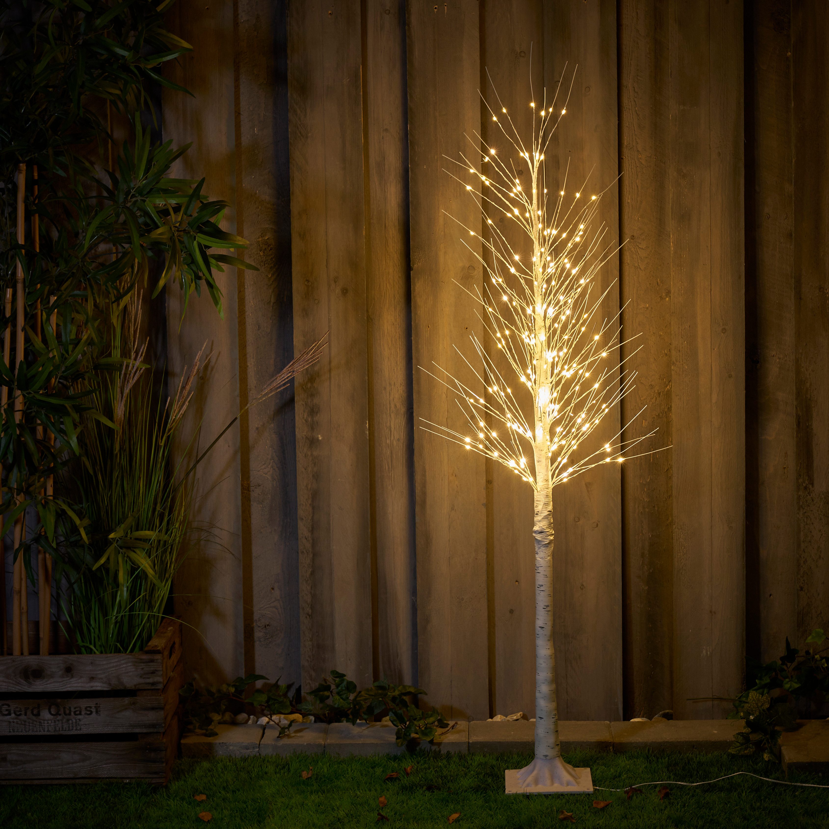 Northpoint Dekobaum LED Lichtbaum Birke 150cm In- &Outdoor elastische Zweige Timerfunktion
