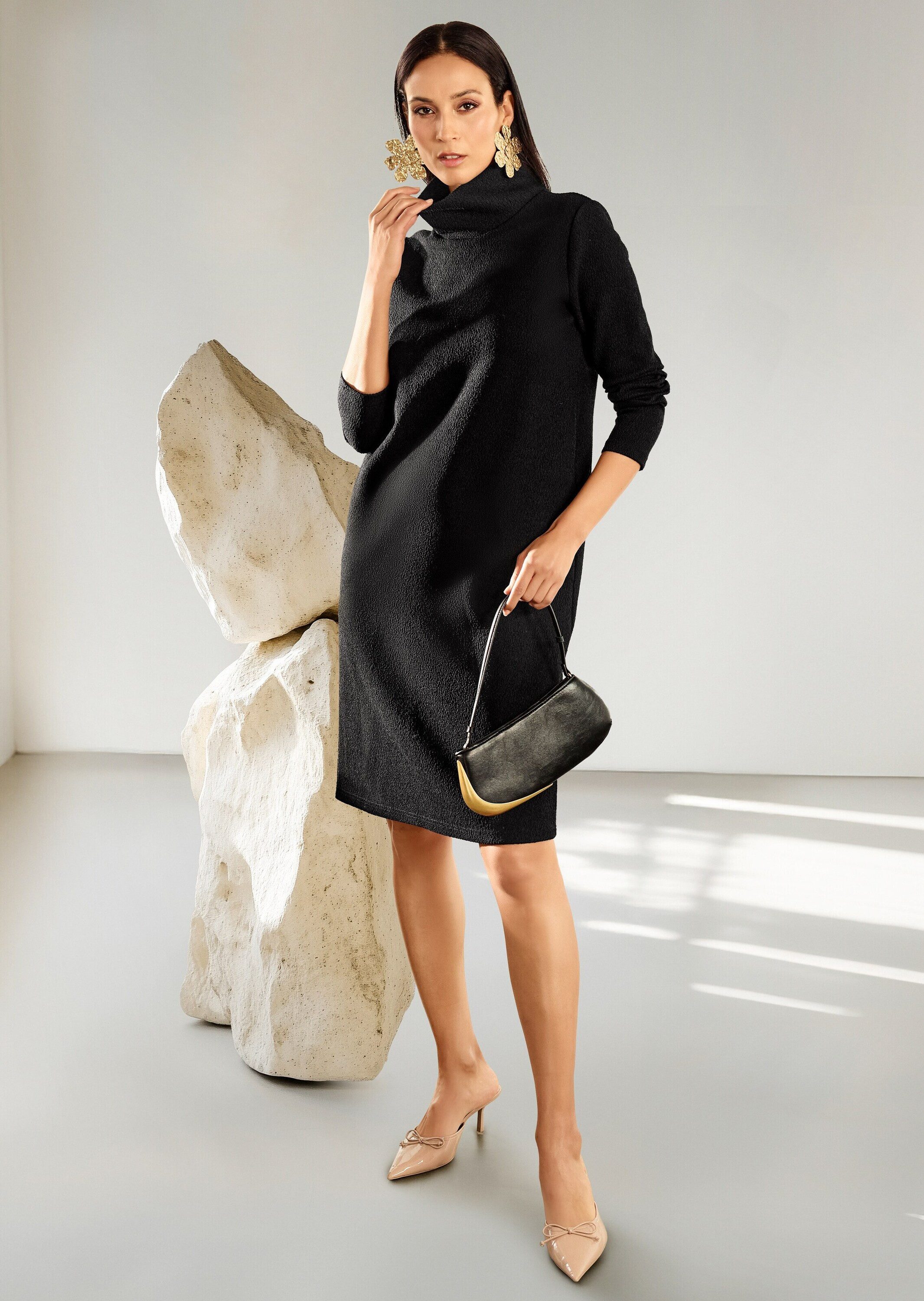 MADELEINE Midikleid Elegantes Businesskleid mit Stehkragen Figurbetonend mit modischem Stehkragen und langen Ärmeln