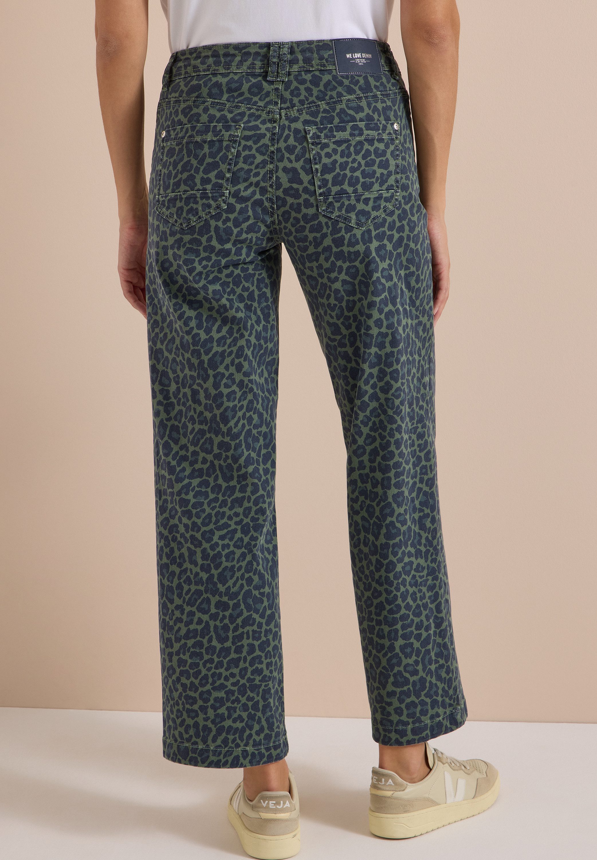 CECIL Loose-fit-Jeans Style Neele mit Leo-Muster / Stretch