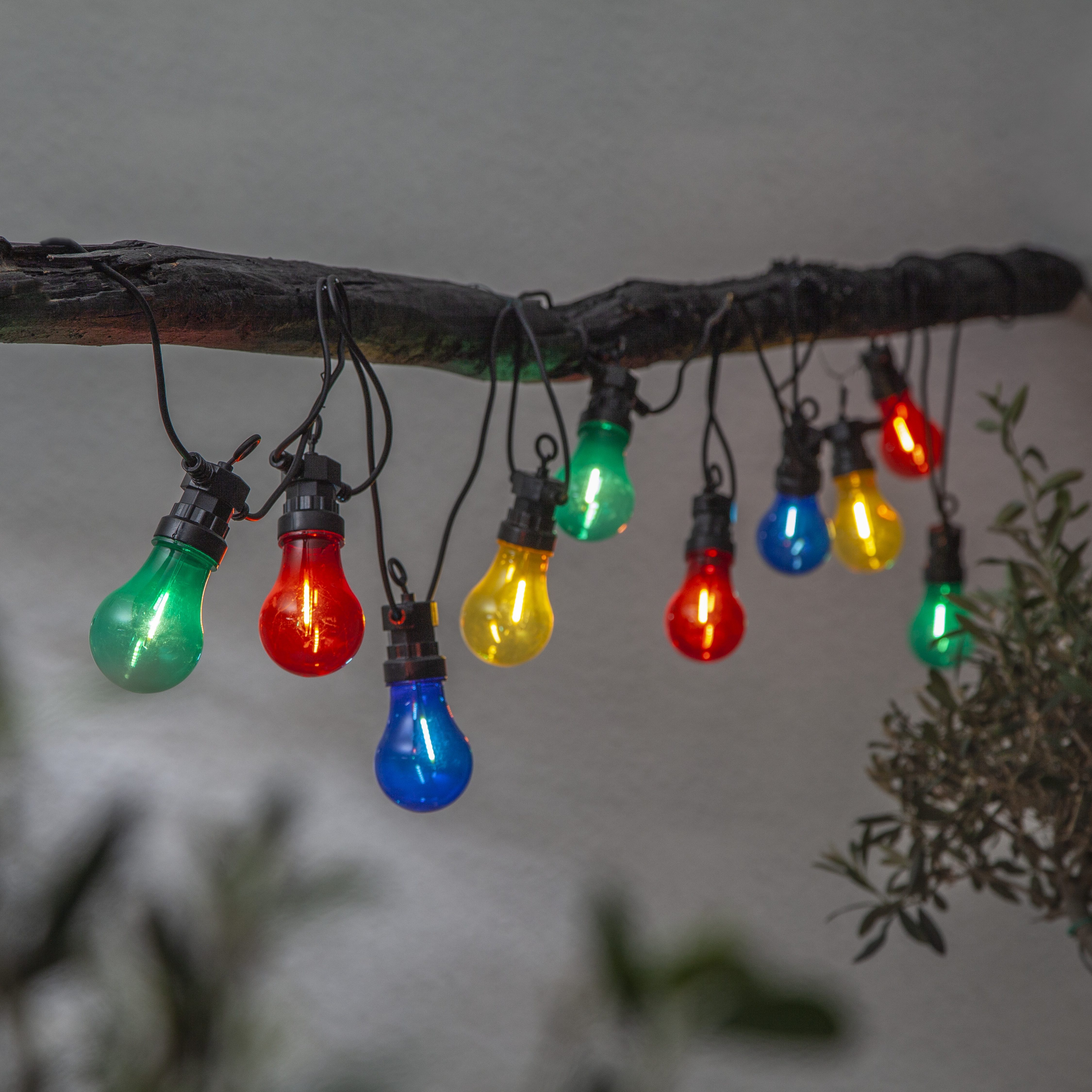 STAR TRADING LED-Lichterkette Circus Filament, 10-flammig, ca. 15x6 cm, ca. 4,05 m Länge, mit Trafo, outdoor, Vierfarb-Karton