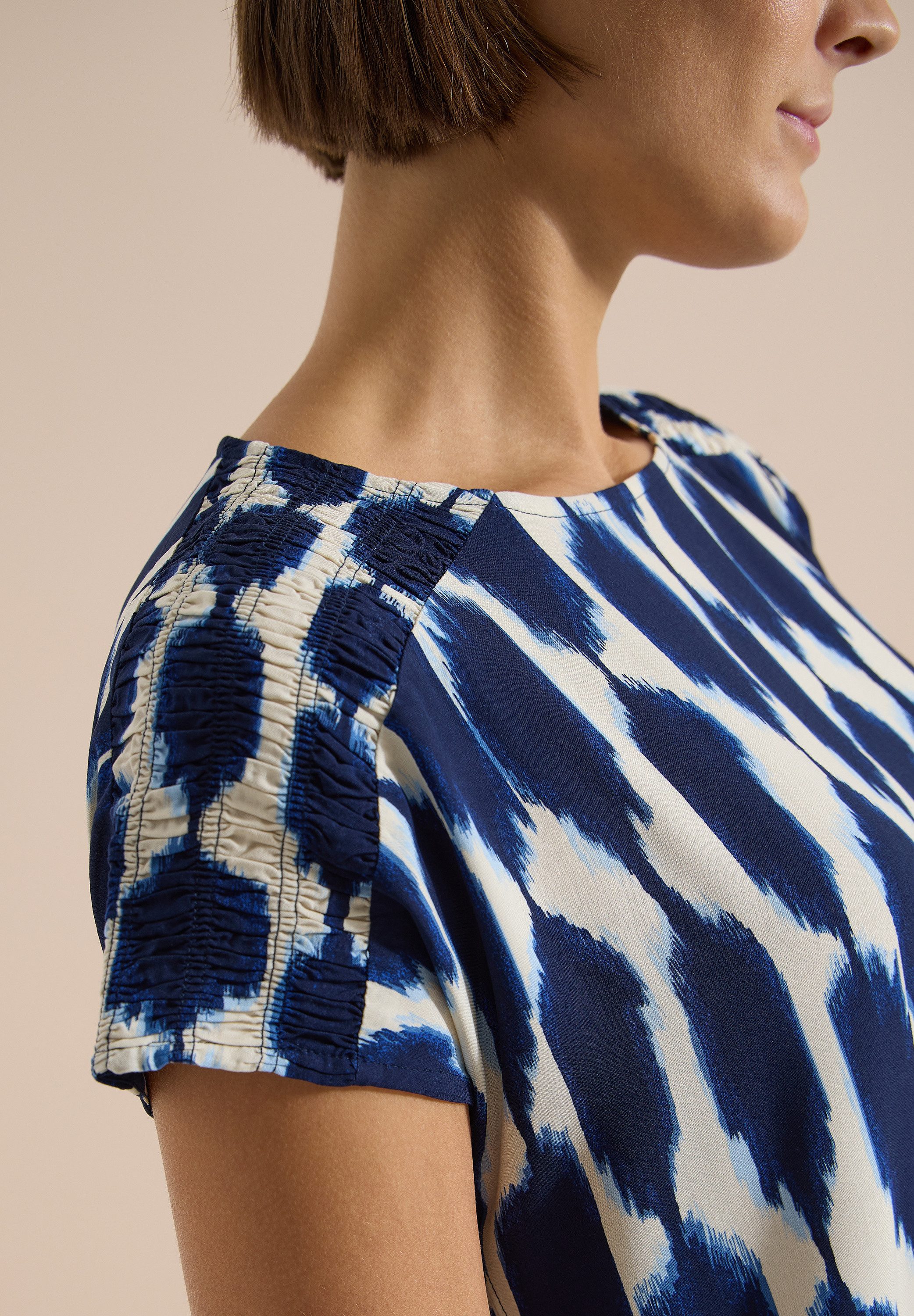 CECIL Druckkleid Sommerkleid mit Capsleeves und grafischem Muster