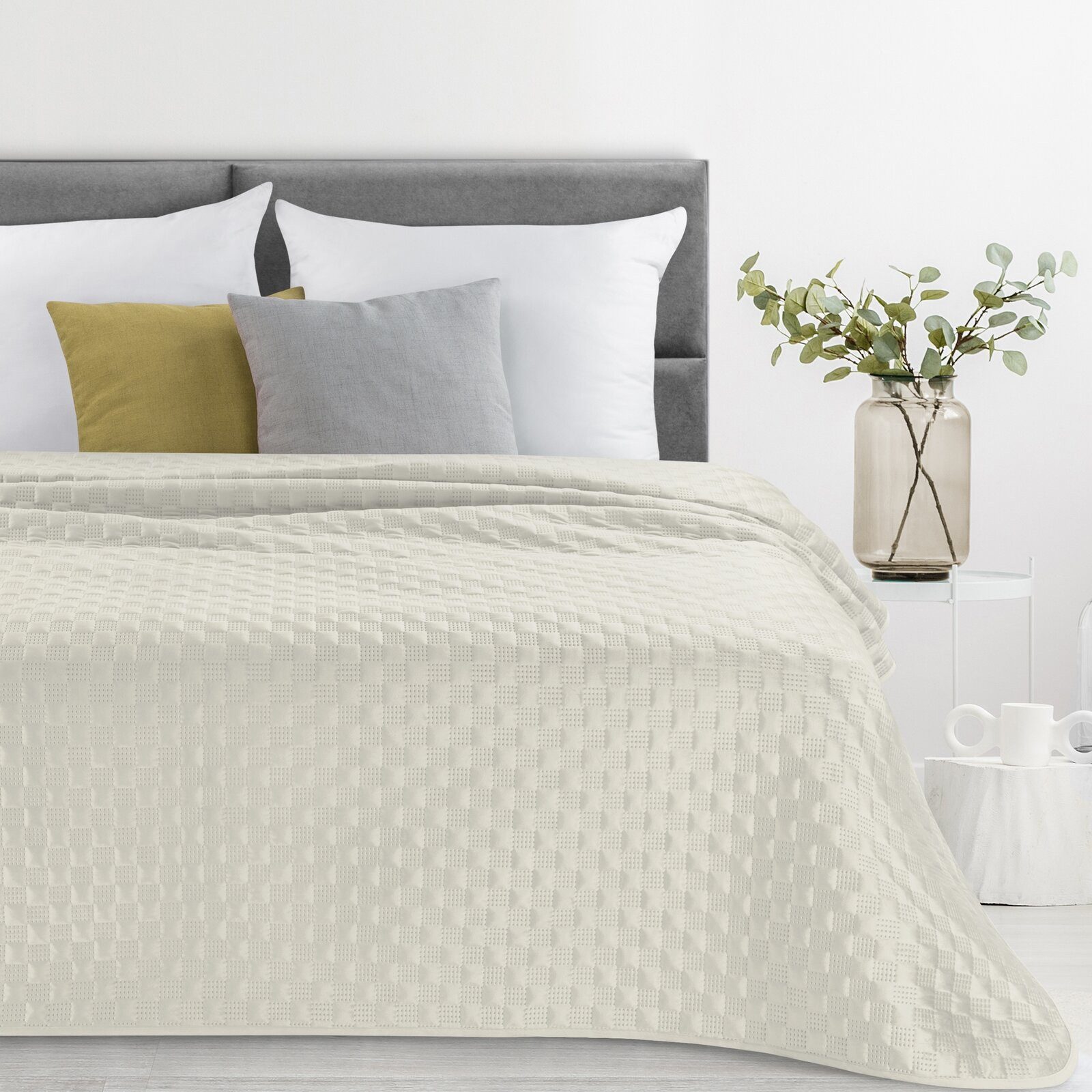 Eurofirany Bettüberwurf SOFIA, Elegante Tagesdecke Velvet günstig online kaufen