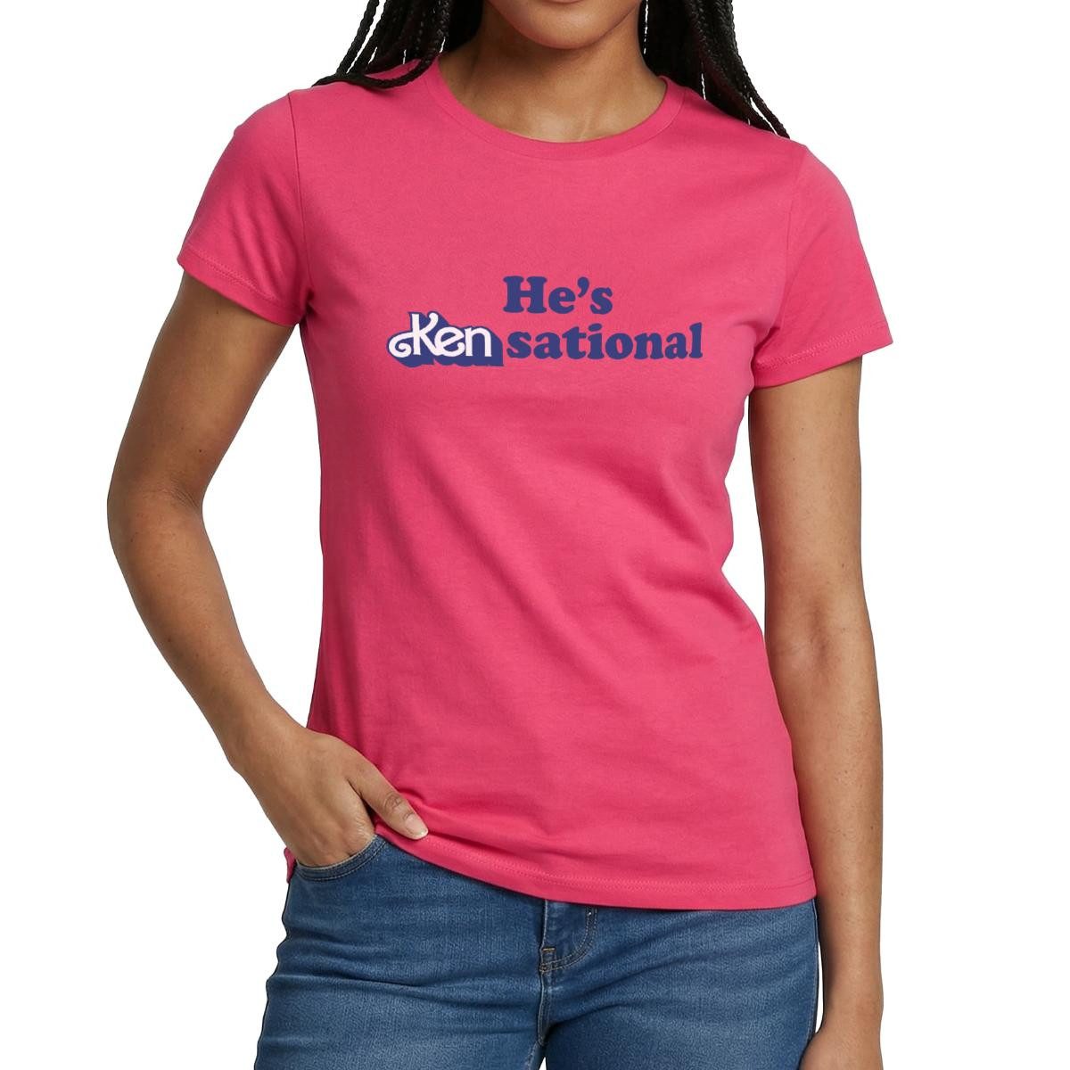 T-Shirt Barbie Ken Design Lustiger Spruch He's Kensational Frauen T-Shirt