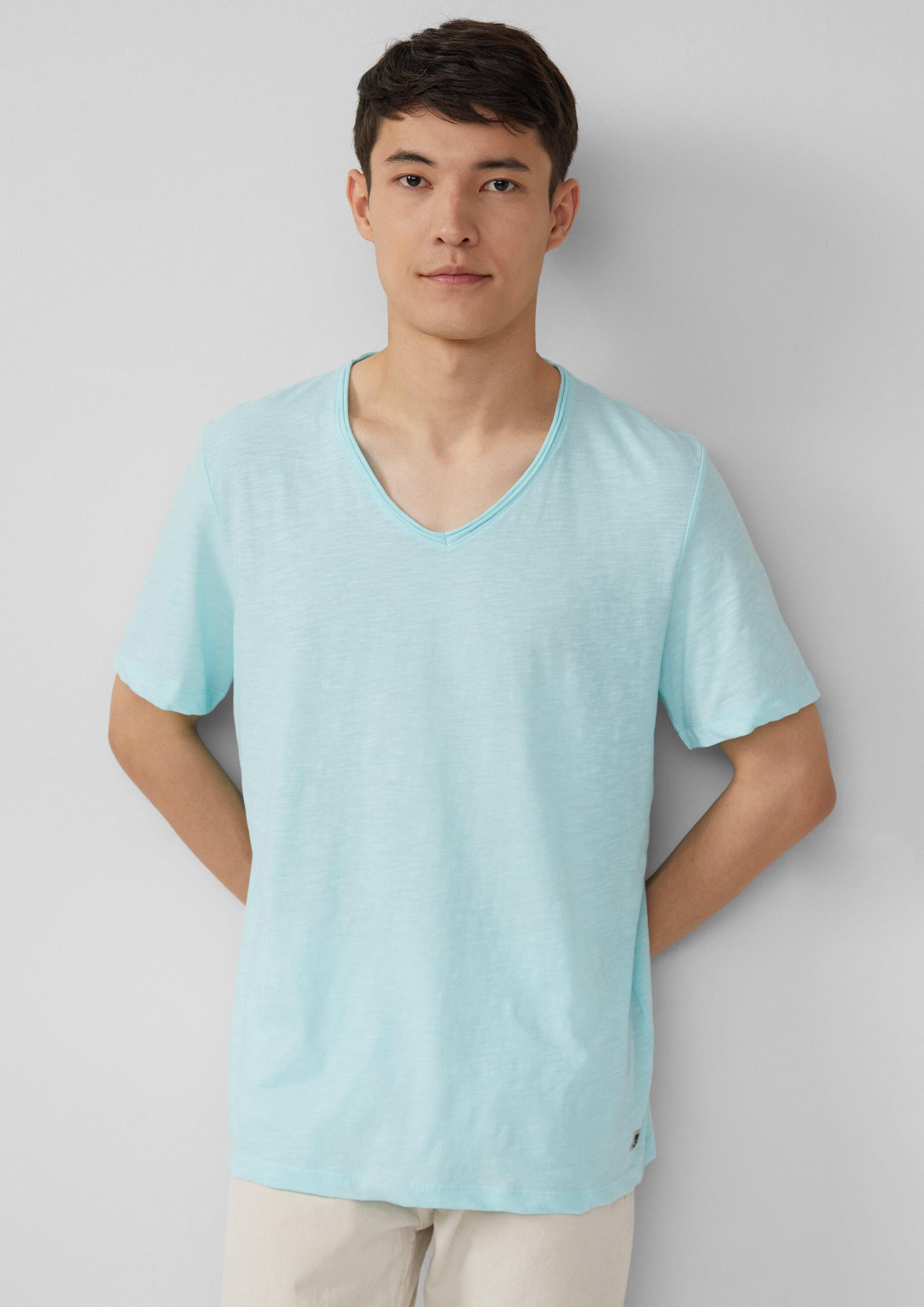 s.Oliver Kurzarmshirt T-Shirt Luftiges T-Shirt mit V-Ausschnitt und Flammga günstig online kaufen