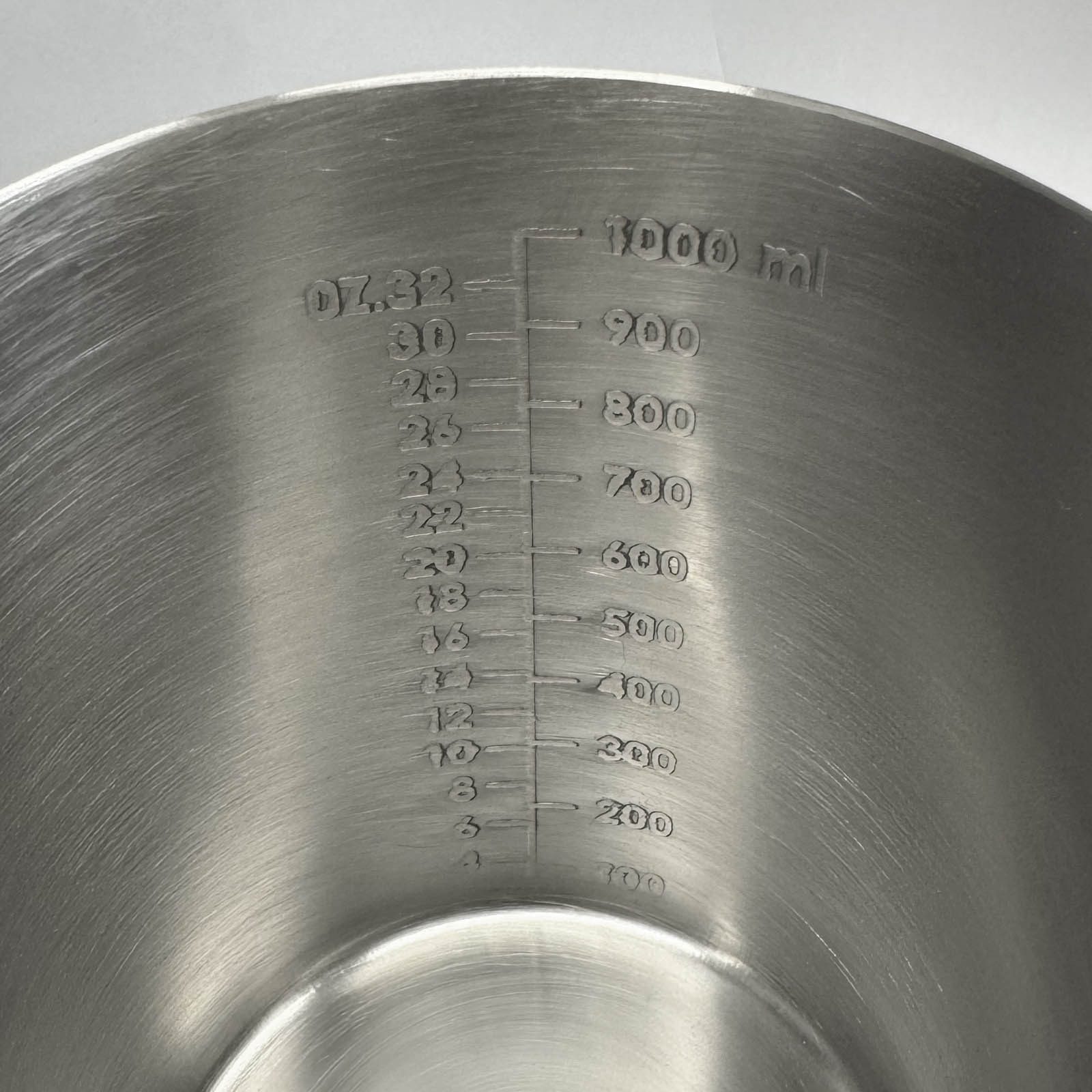 HAC24 Messbecher Messbehälter Maßbecher Meßkanne Milchkännchen, Edelstahl, (1-St), 1 Liter Messskala mit Griff – Bild 2 von 2