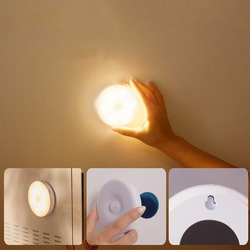 AKKEE LED Nachtlicht Nachtlicht mit Bewegungssensor 8 LEDs USB-Akku-Nachtlicht, 3Stück Wiederauflad Nachtlicht bar, LED fest integriert, Warmweiß, warmweißes Licht geeignet für Kinder, Erwachsene, Badezimmer, Schrank