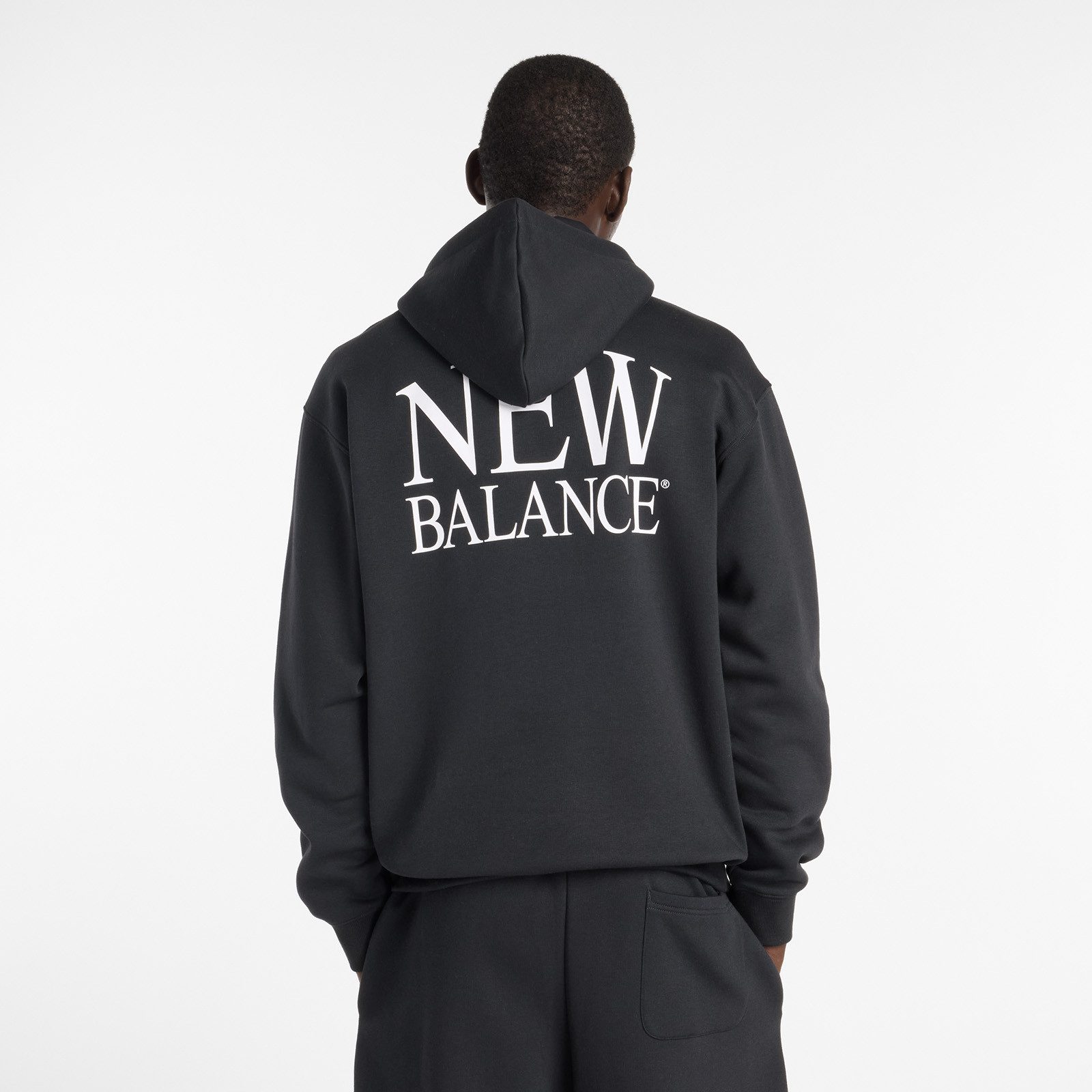 New Balance Kapuzensweatshirt mit Kapuze, mit Kordelzug, mit Kängurutasche, mit Print-Applikation