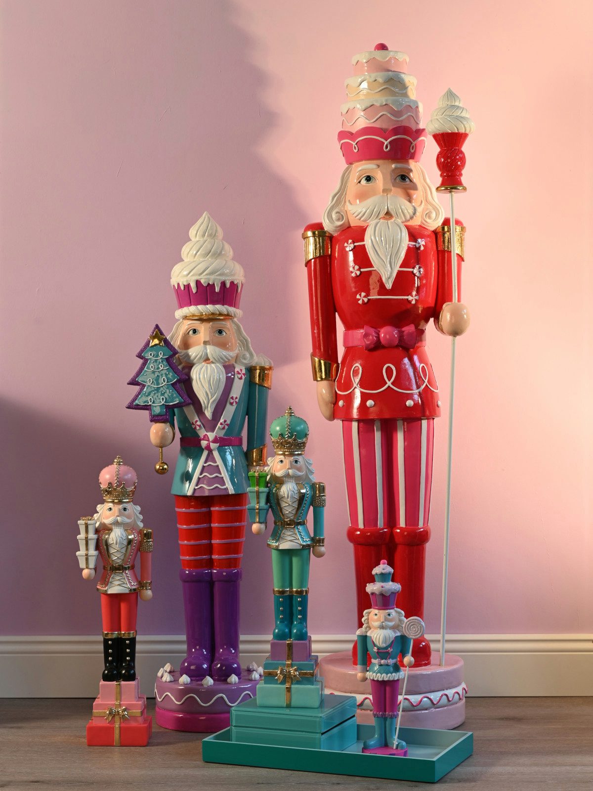 Giftcompany Weihnachtsfigur Noce Nussknacker schwarz/silber 51cm