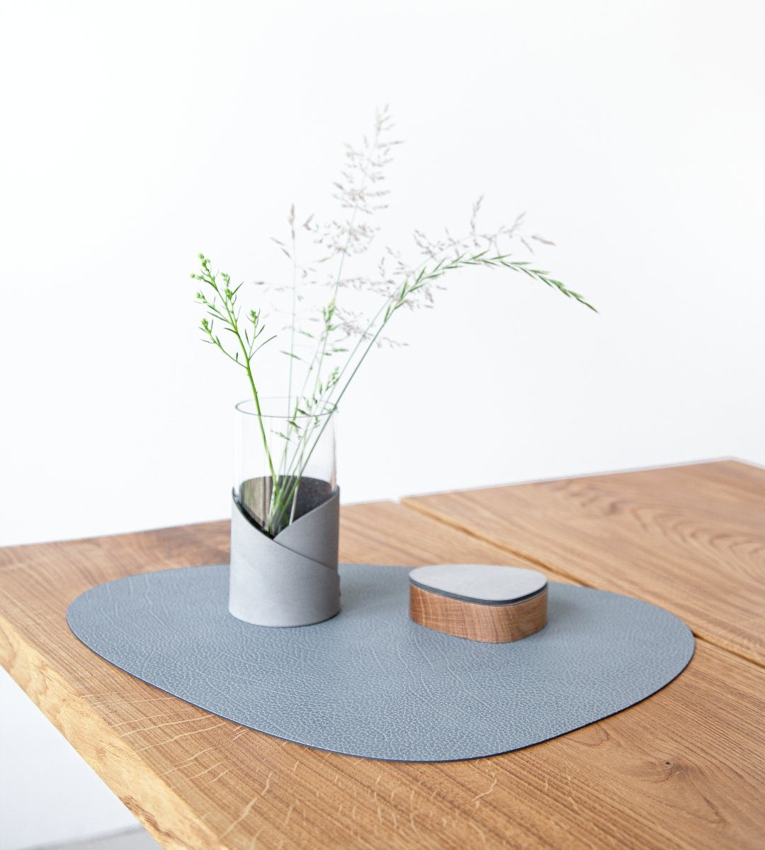 LIND DNA Platzset HIPPO Tischset Curve light blue 37 x 44 cm, Table Mat Curve L Hippo Light Blue