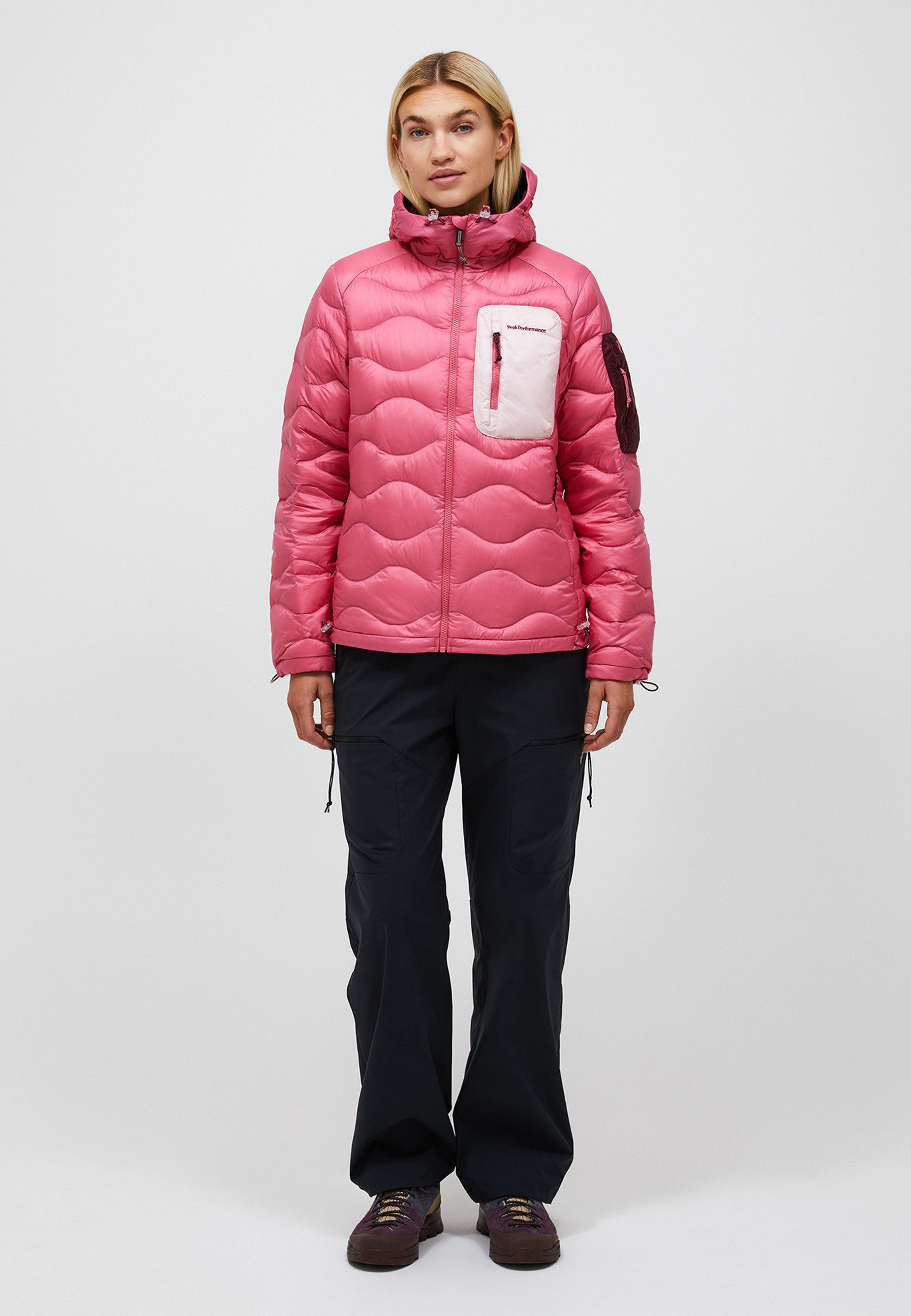 Peak Performance Daunenjacke W Helium Utility Down Hood Jacket wasserabweisend