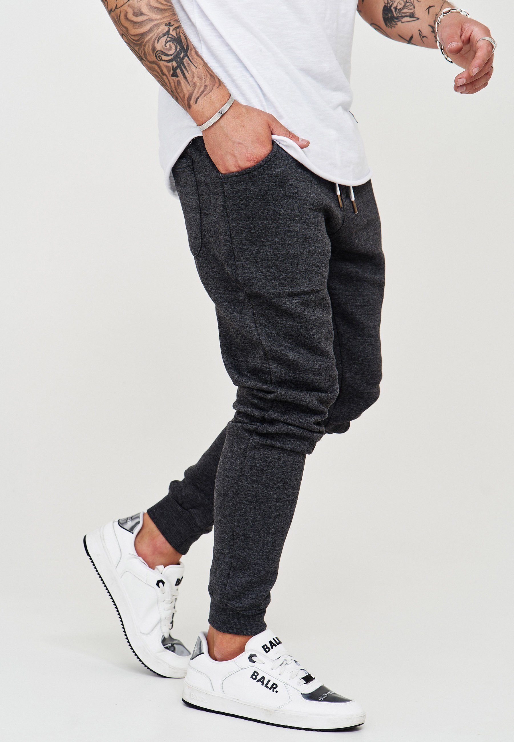 behype Sweathose JOGGERY im modernen Slim Fit-Schnitt – Bild 5 von 5