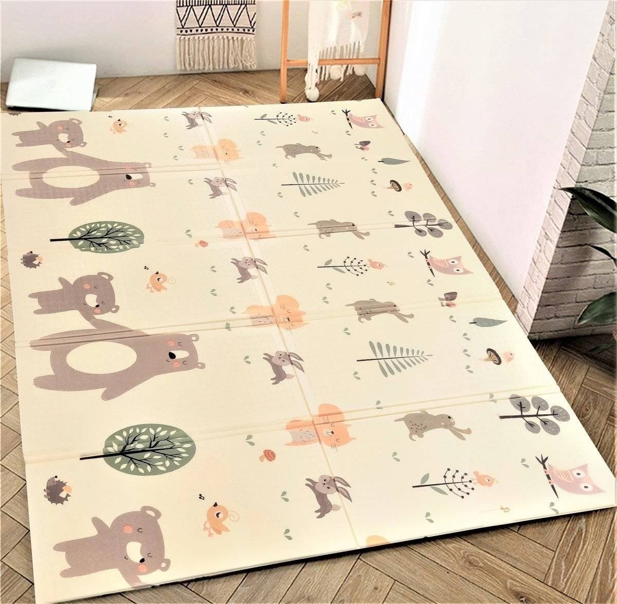 Mamabrum Babywippe Beidseitige Schaummatte XXL, faltbar 1 cm, Waldtieren- und Bärenmotiv – Bild 5 von 5