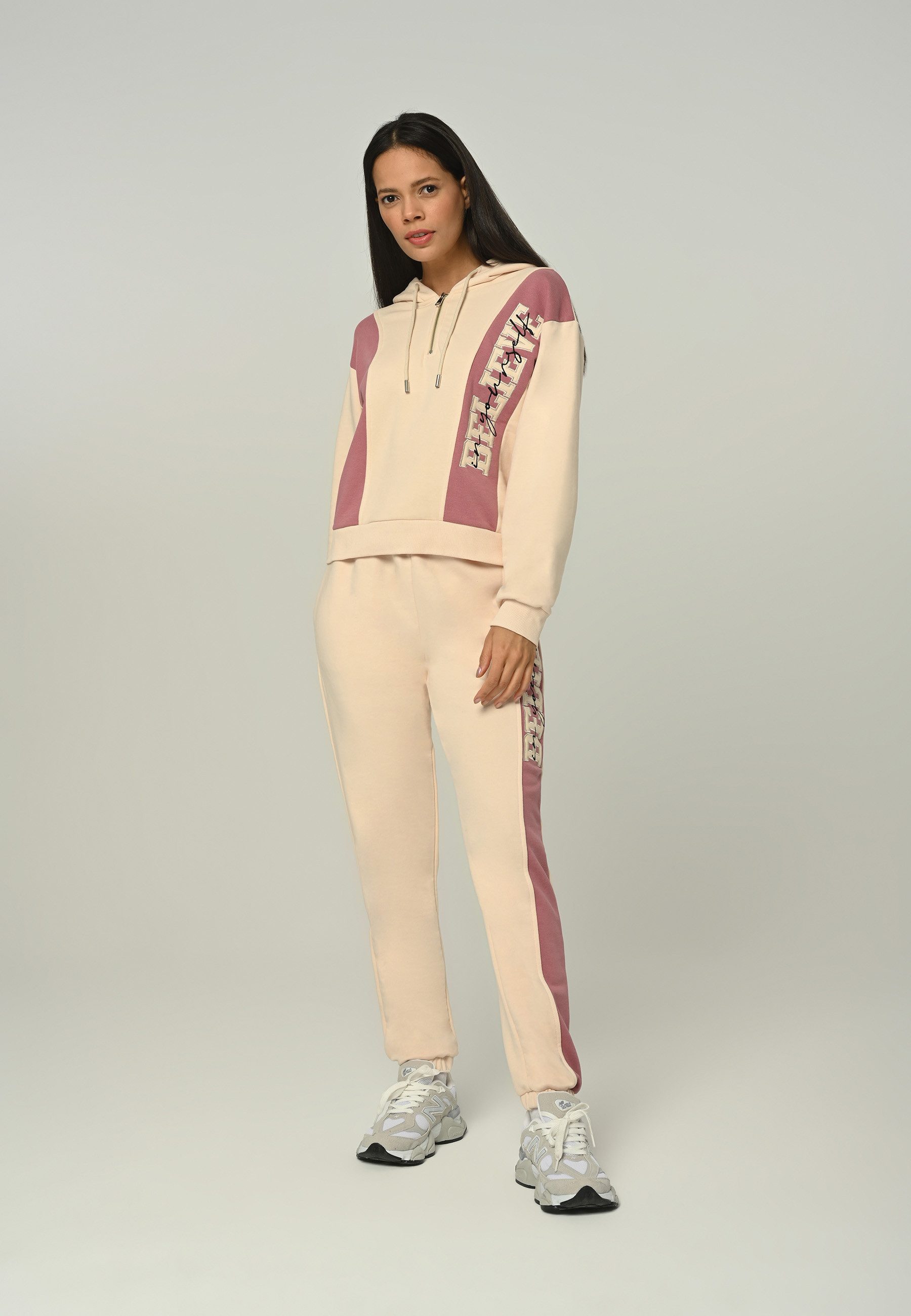 Tom Barron Trainingsanzug Women Regular Tracksuit günstig online kaufen