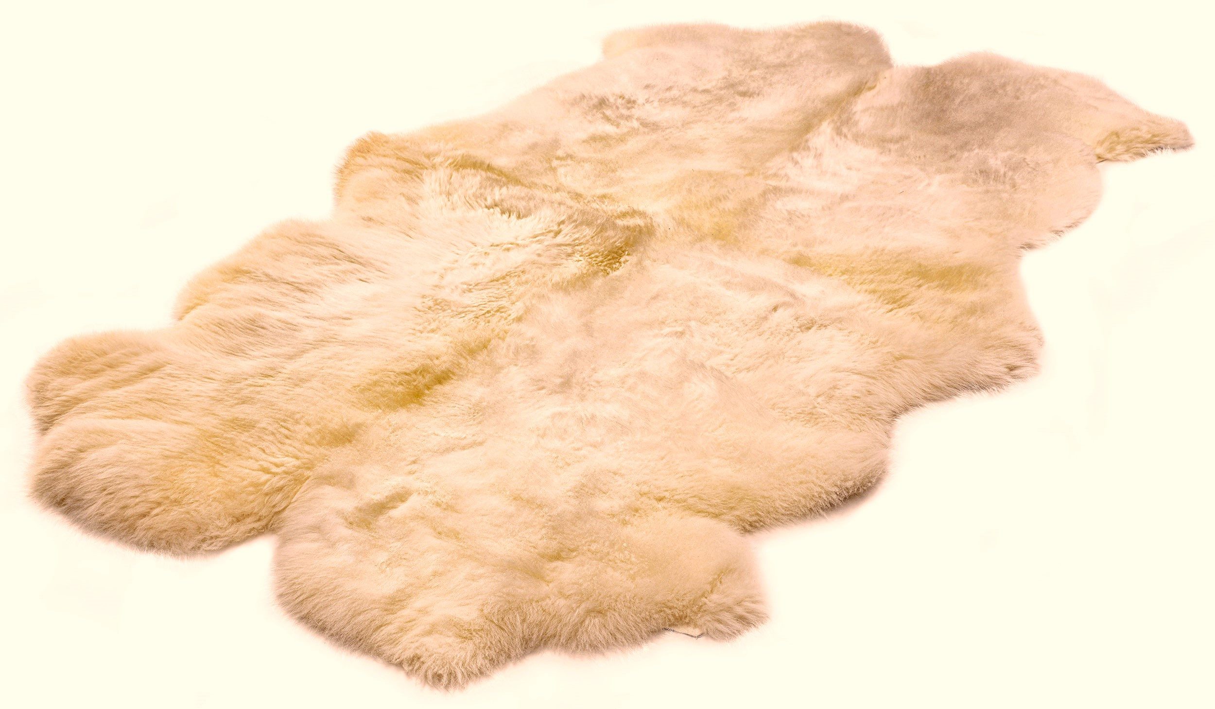 Gerberei Trautwein Manufaktur Fellteppich Weicher Tierteppich aus 4 Lammfellen, Naturprodukt & luxuriöses Design, echtes Schaffell
