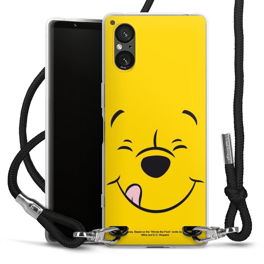 DeinDesign Handyhülle Winnie Puuh Offizielles Lizenzprodukt Disney Puuh Closeup, Sony Xperia 5 V Handykette Hülle mit Band Case zum Umhängen