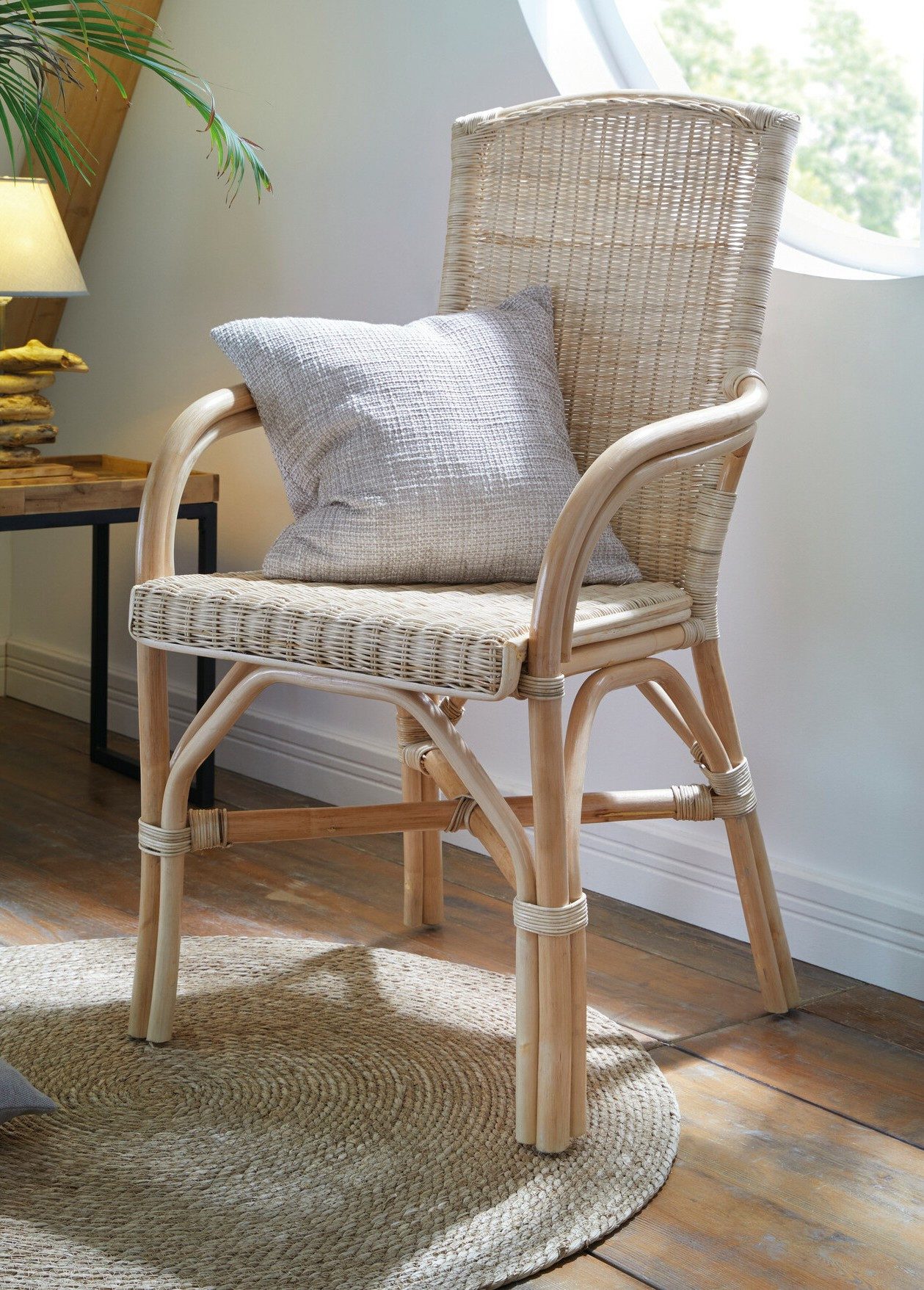 Dekoleidenschaft Rattanstuhl Rattansessel, natur lackiert, 4 verschiedene M günstig online kaufen