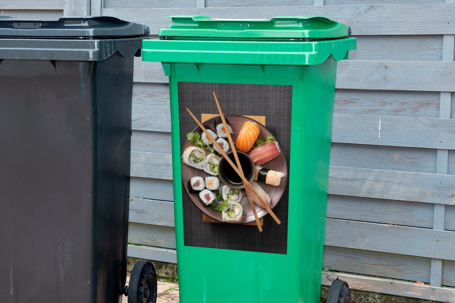MuchoWow Wandsticker Sticker, Sushi (1 voller japanischer St), Container, Mülleimer-aufkleber, Teller Mülltonne, Abfalbehälter