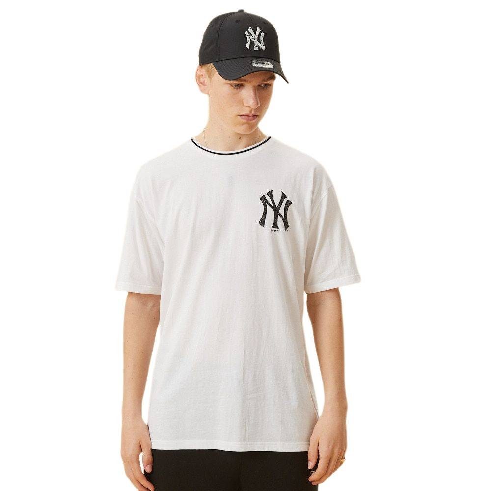 New York Era New Distressed New Era Yankees Graphic T-Shirt T-Shirt