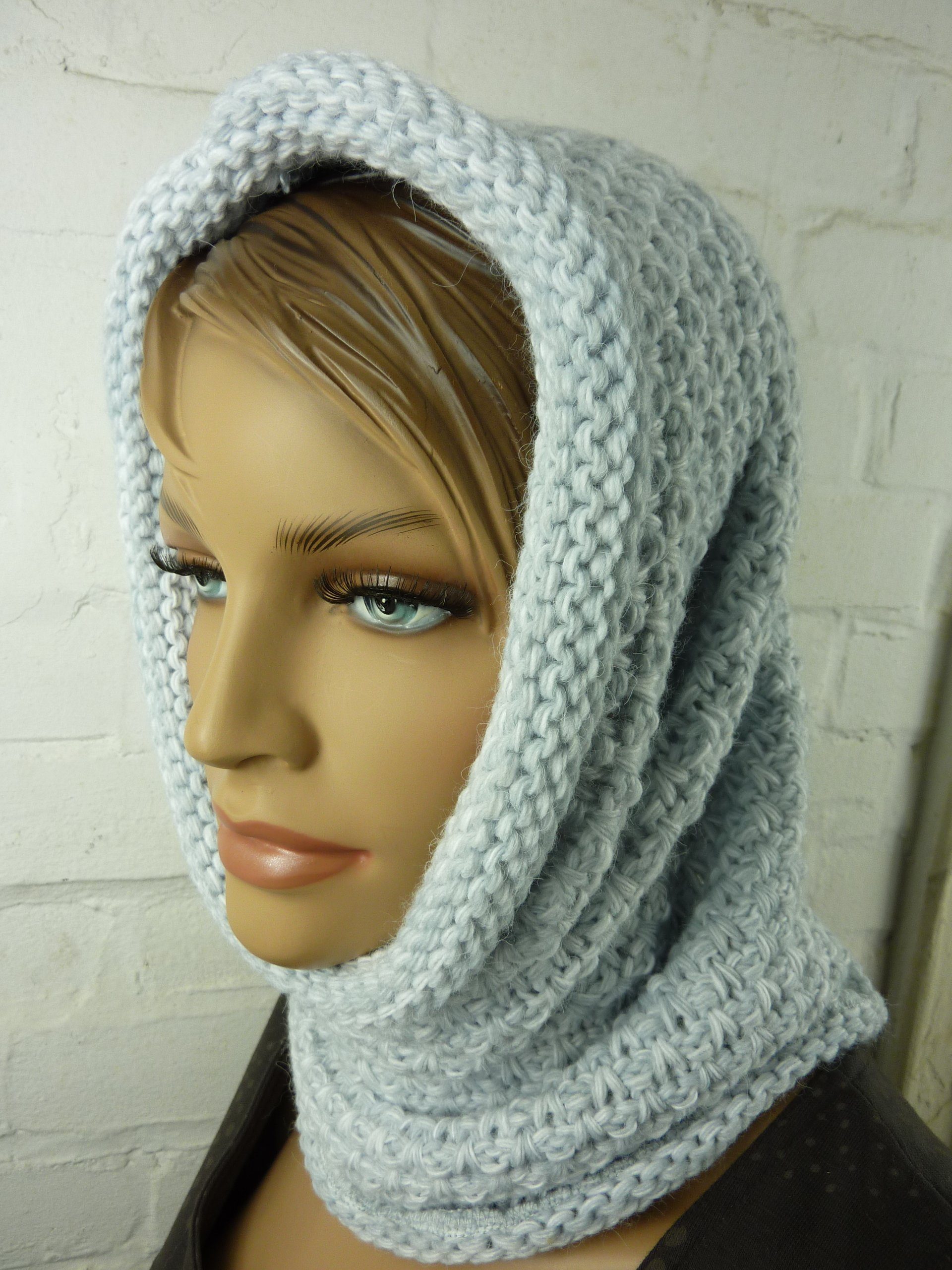 Taschen4life Strickmütze Damen Mütze & Schal Set 38.03 (2 teilig, Kombi Set Longbeanie & Loopschal) Rundschal als Loop, Beanie leicht gefüttert, lockerer Strick
