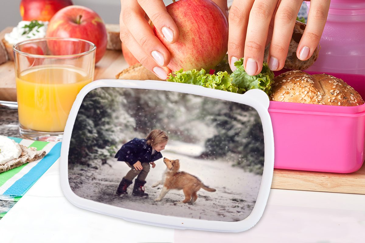 MuchoWow Lunchbox Hund Schnee, - Kunststoff, Mädchen, (2-tlg), Brotbox rosa - Kind Kinder, Erwachsene, für Brotdose Snackbox, Kunststoff