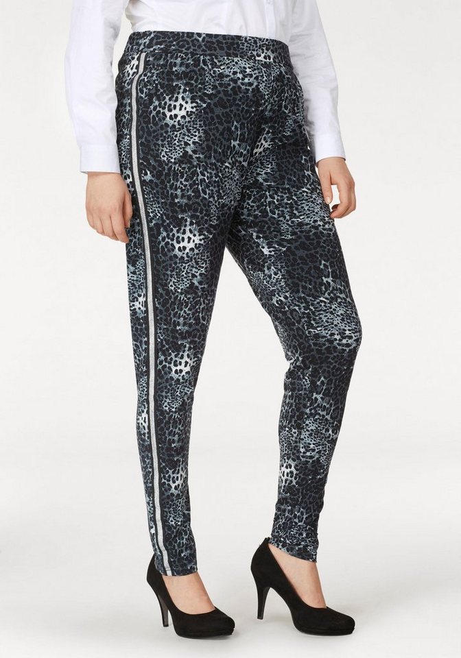 Zhenzi Röhrenhose mit silberfarbenem Galonstreifen Zhenzi Röhrenhose mit silberfarbenem Galonstreifen