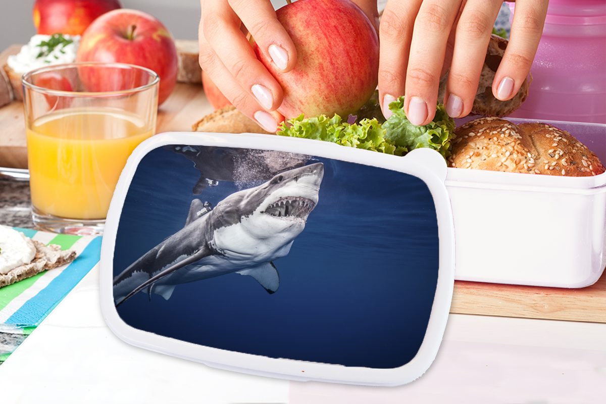 MuchoWow Lunchbox Menschlicher Hai, weiß Brotdose, Kunststoff, Erwachsene, Brotbox und für für Kinder und Mädchen Jungs (2-tlg)