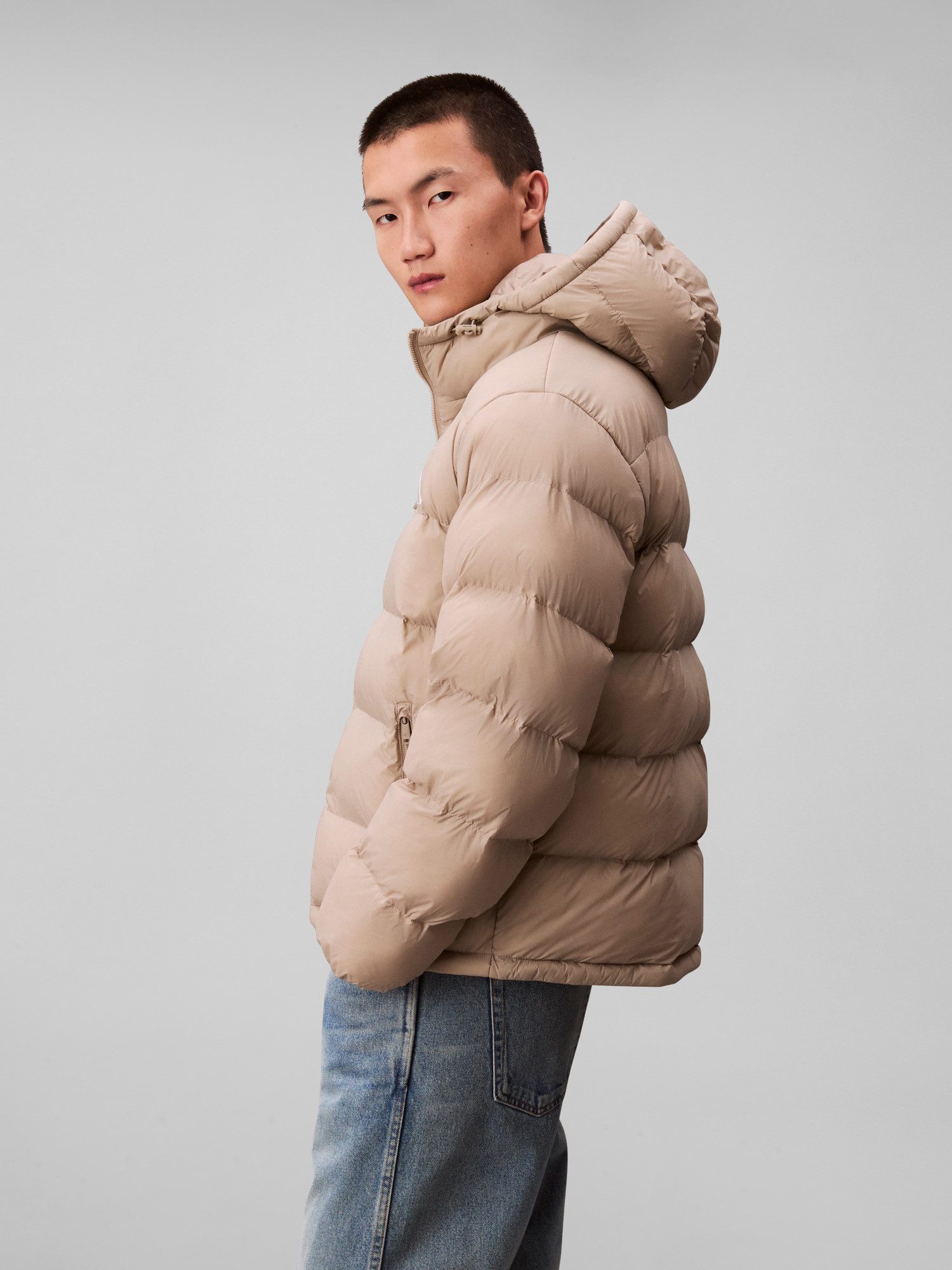 Calvin Klein Jeans Steppjacke LS NYLON MONOGRAM PUFFER JKT Mit Rundhalsausschnitt, regular fit