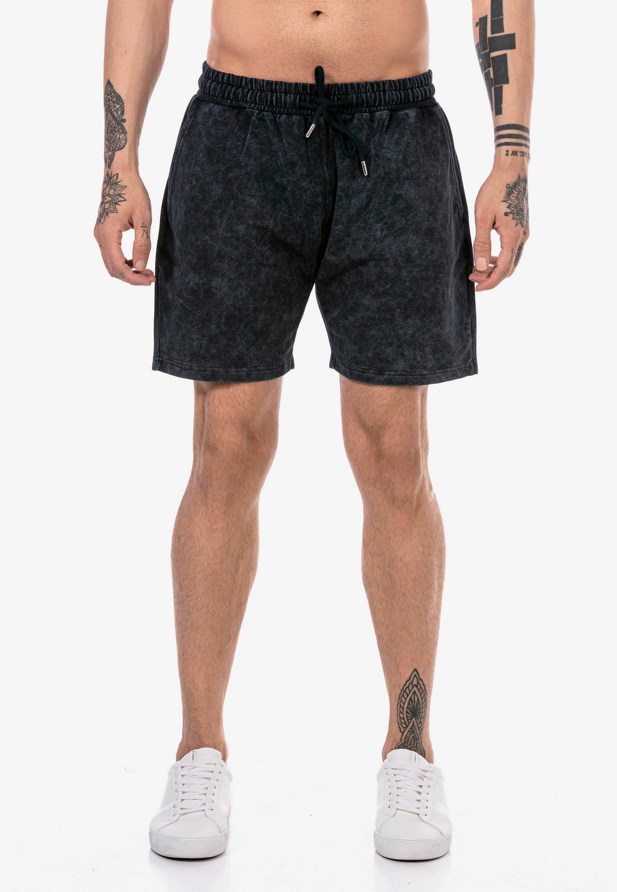 RedBridge Shorts Saint Helens in modernem Design dunkelblau