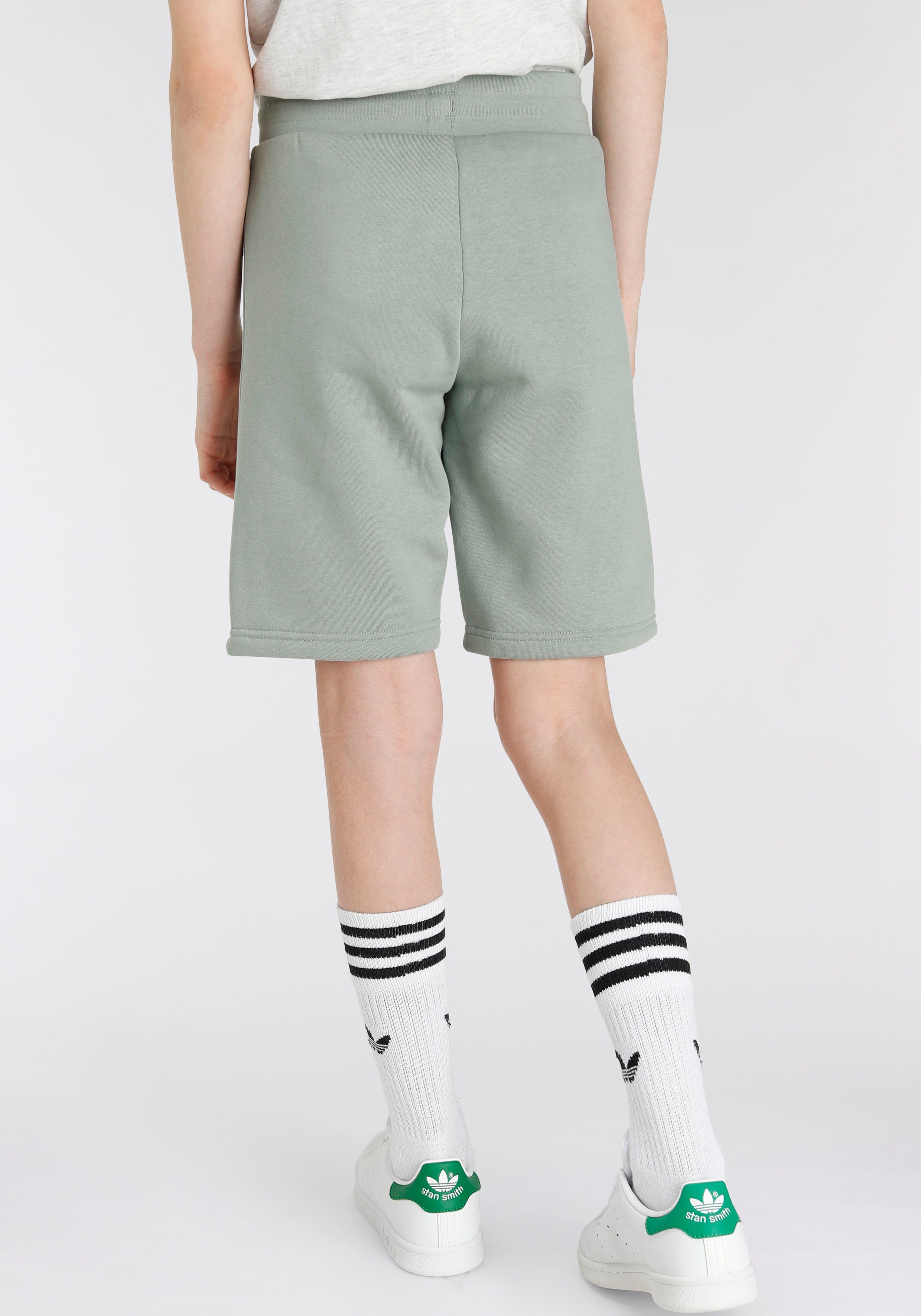 adidas (1-tlg) Green SHORTS Shorts Originals Silver