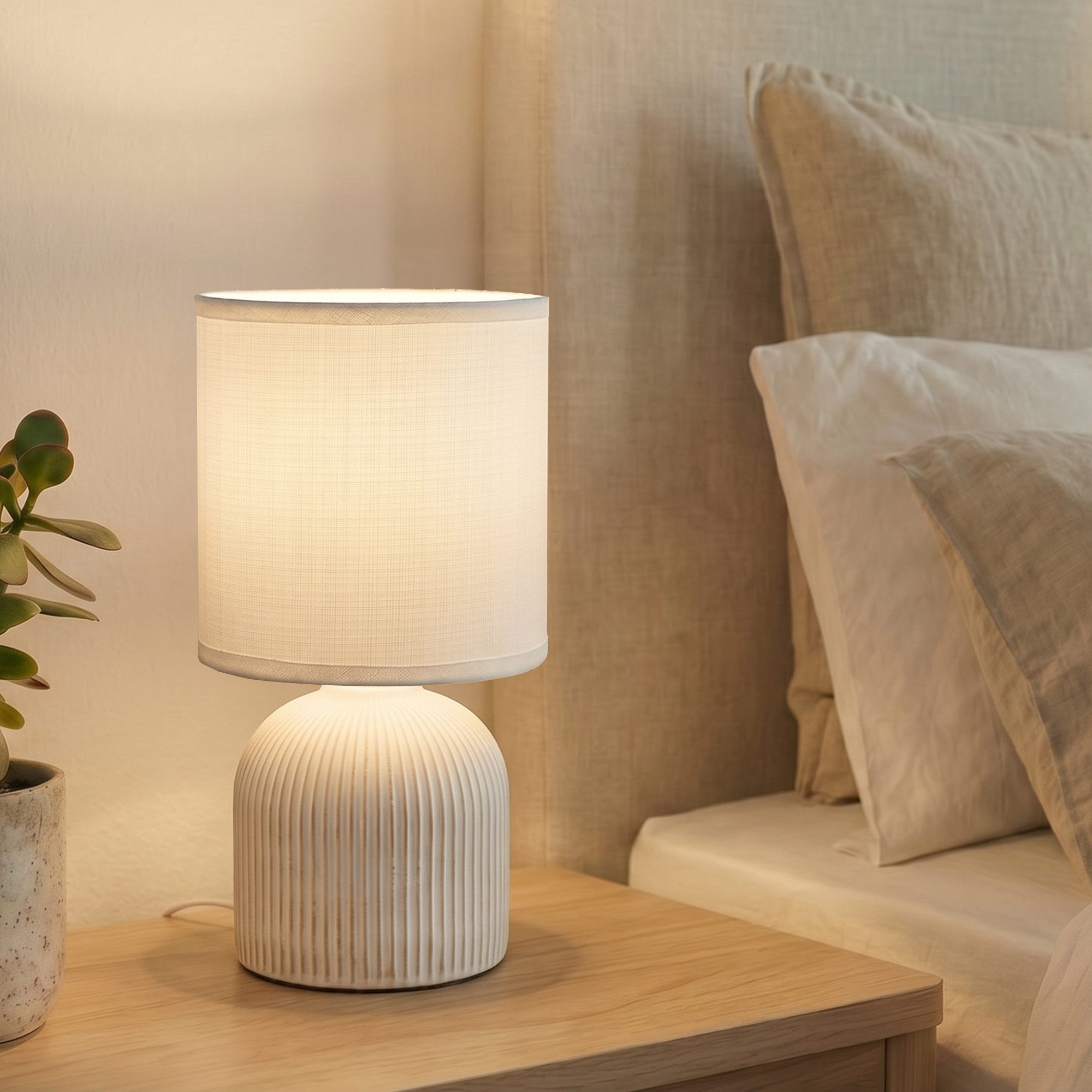 Briloner Leuchten Tischleuchte LED Tischlampe Keramik Schlafzimmer Wohnzimmer, Indoor Tischlampe mit Stoffschirm, 15x28cm(DxH)
