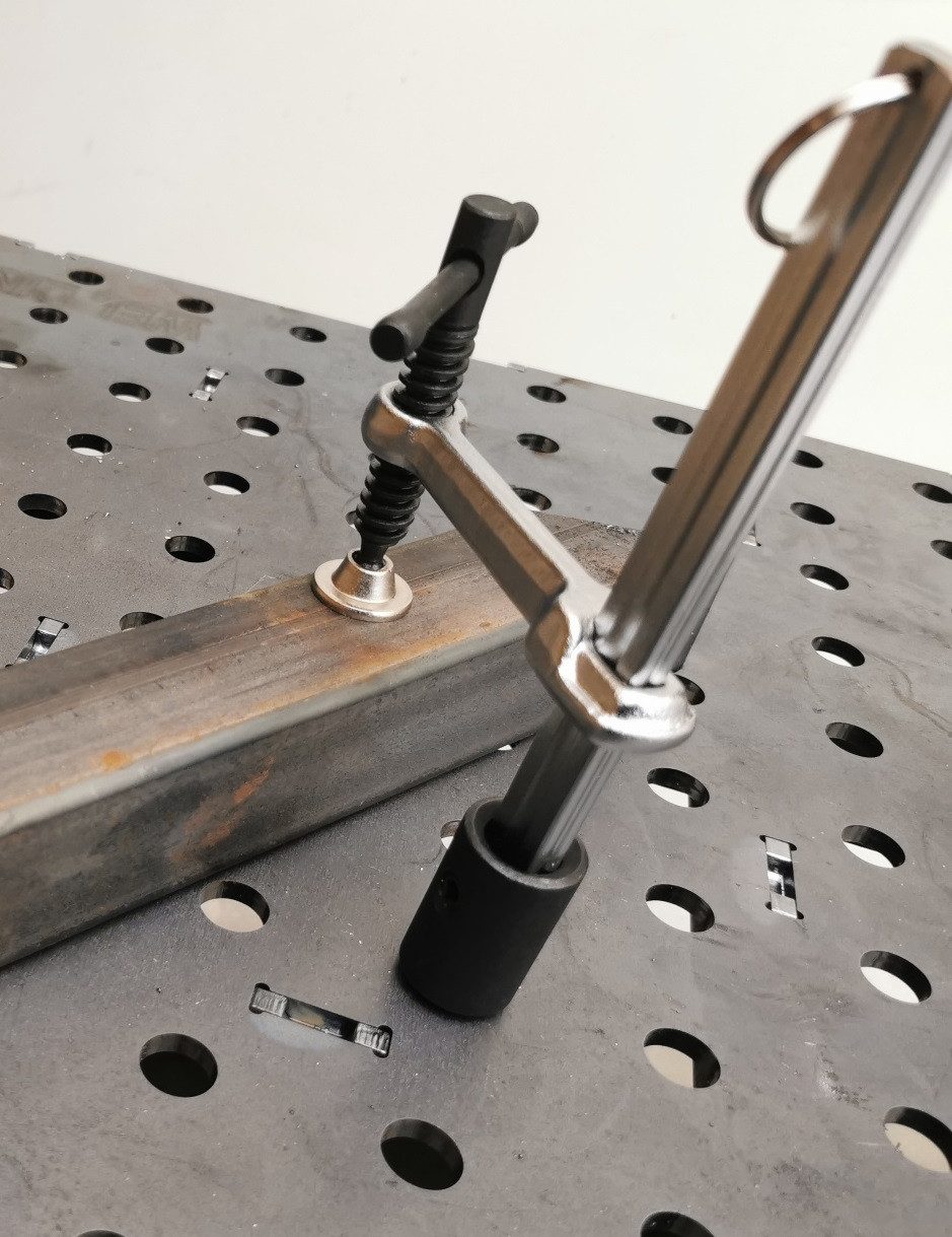 WELDINGER Schraubzwinge Schweißtisch-Schraubzwinge pro 120x150 mm System 16 Knebelgriff, (1 St), 120x150 mm, System 16