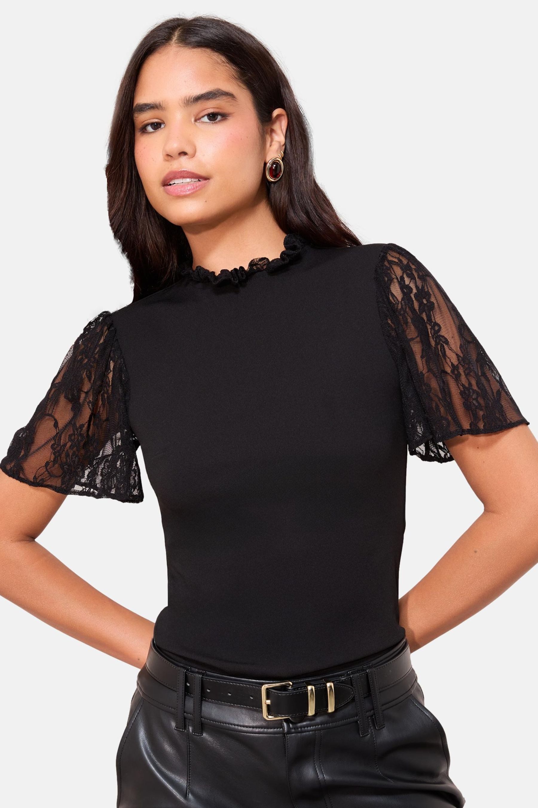 Friends Like These Kurzarmbluse Friends Like These Kurzärmliges Spitzen-Top günstig online kaufen