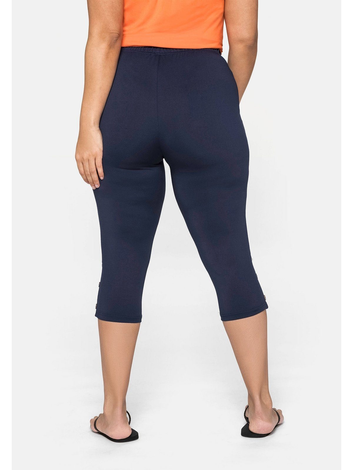 Sheego Leggings Große Größen mit Raffung und Deko-Knöpfen am Saum