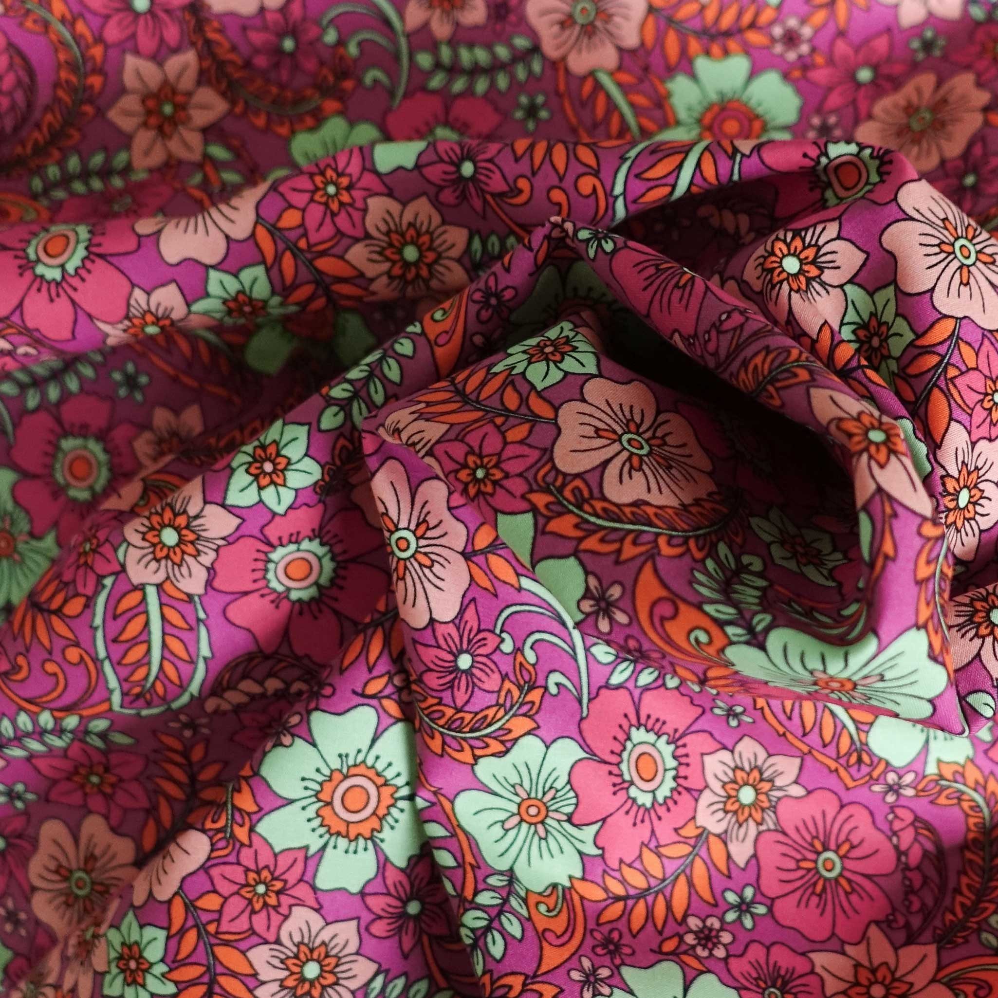 maDDma Stoff Baumwoll-Stoff Blumen ab 1m x 148 cm Sommerstoff Stoff Baumwolle, fuchsia