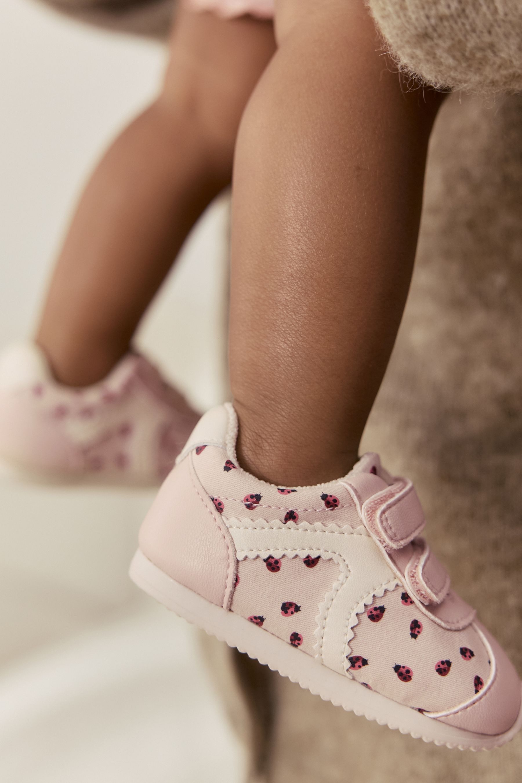 Next Baby Sneaker mit Klettverschluss Sneaker