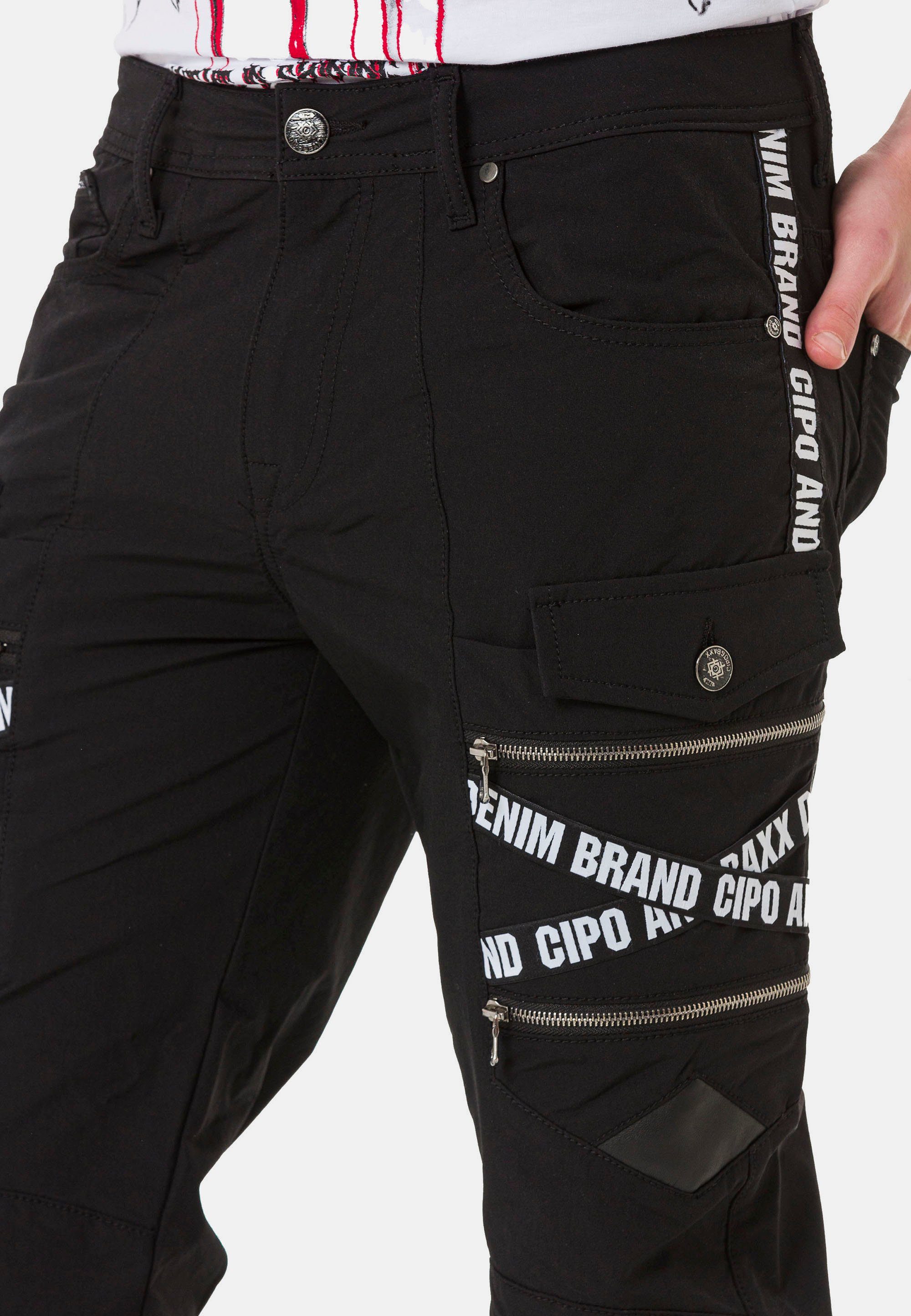 & Markenschriftzügen schwarz trendigen Baxx Cipo Cargohose mit