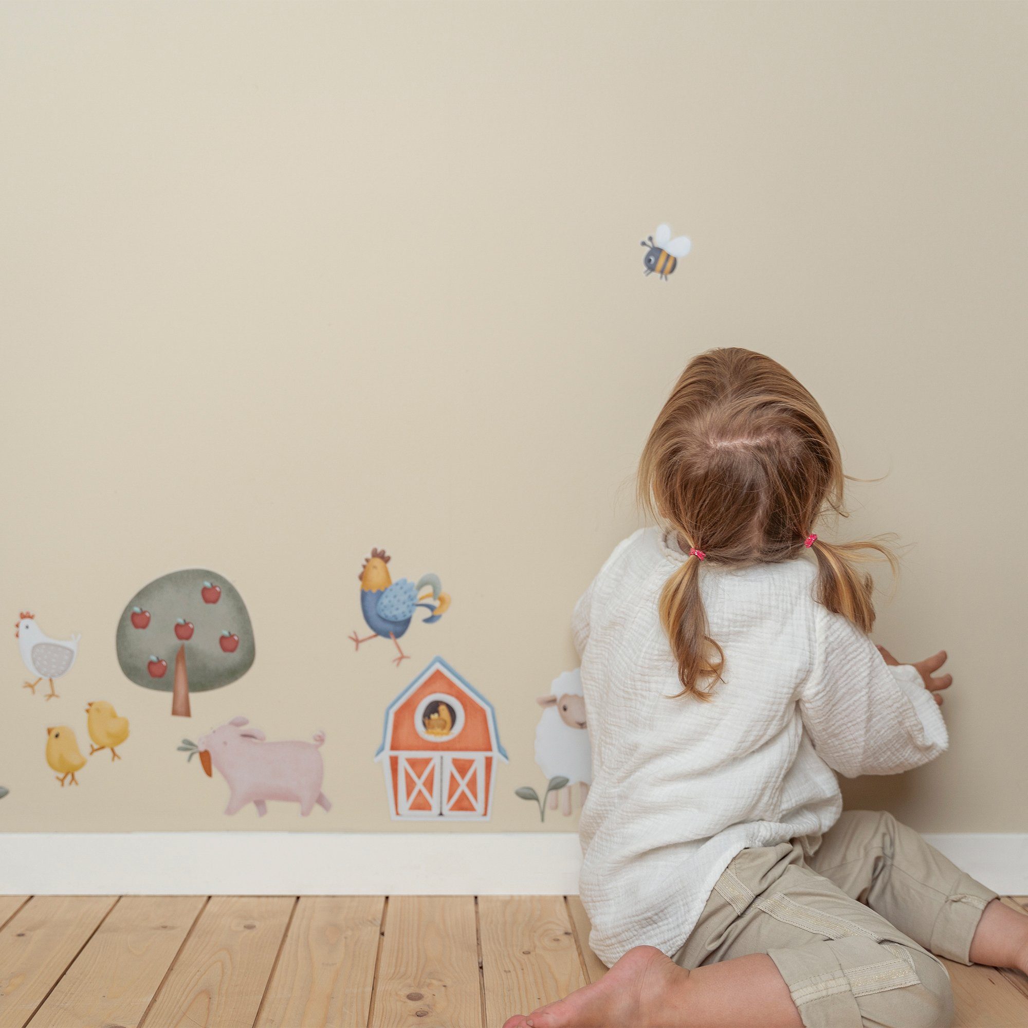 LITTLE DUTCH Wandsticker Little Farm (Set), Little Dutch - Luxus-Wandaufkleber - Kleiner Bauernhof - 30x42cm – Bild 5 von 5