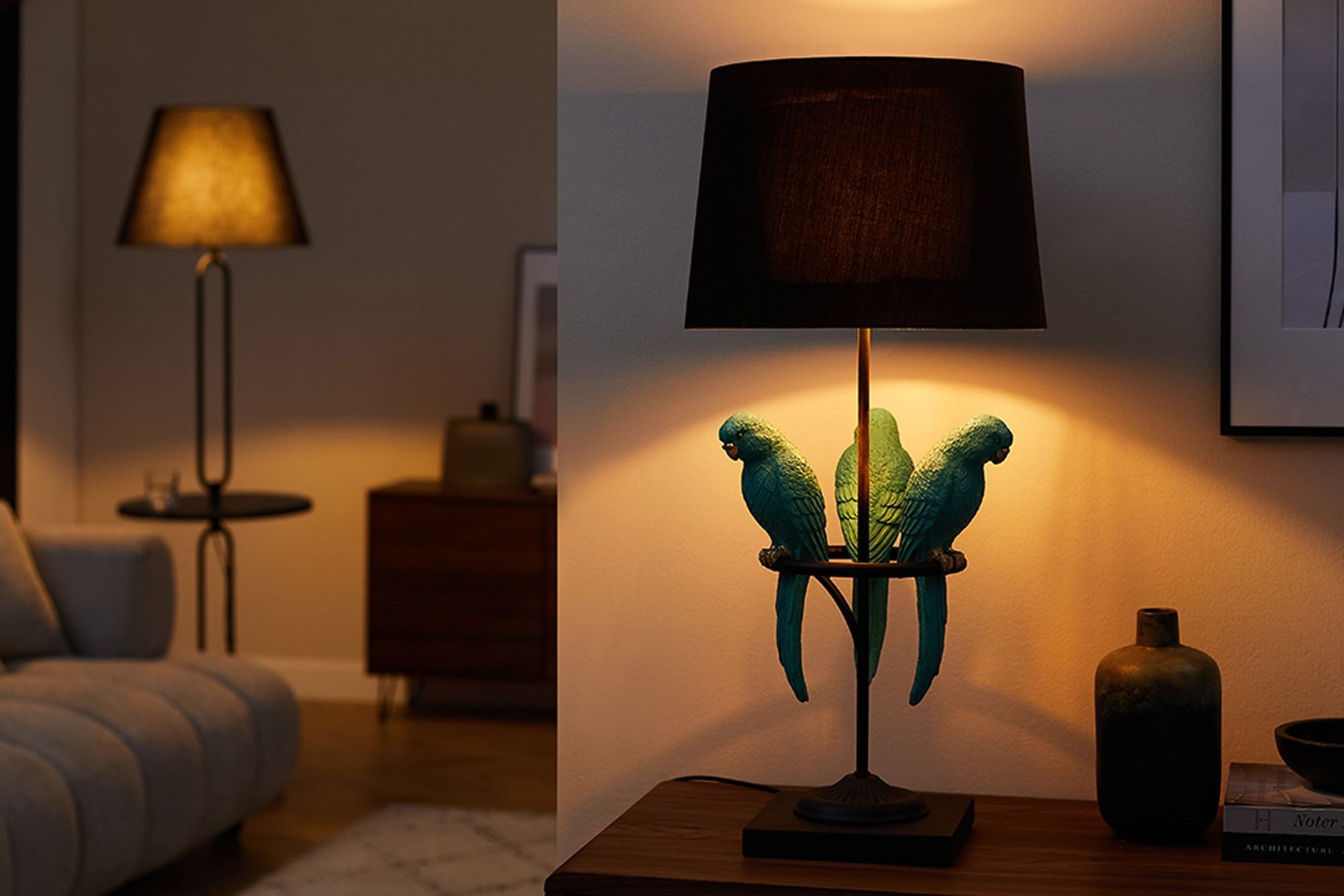 Licht-Erlebnisse Nachttischlampe ILARI, ohne Leuchtmittel, Schwarz Türkis 75 cm hoch Metall Stoff Polyresin Papageien E27 Modern