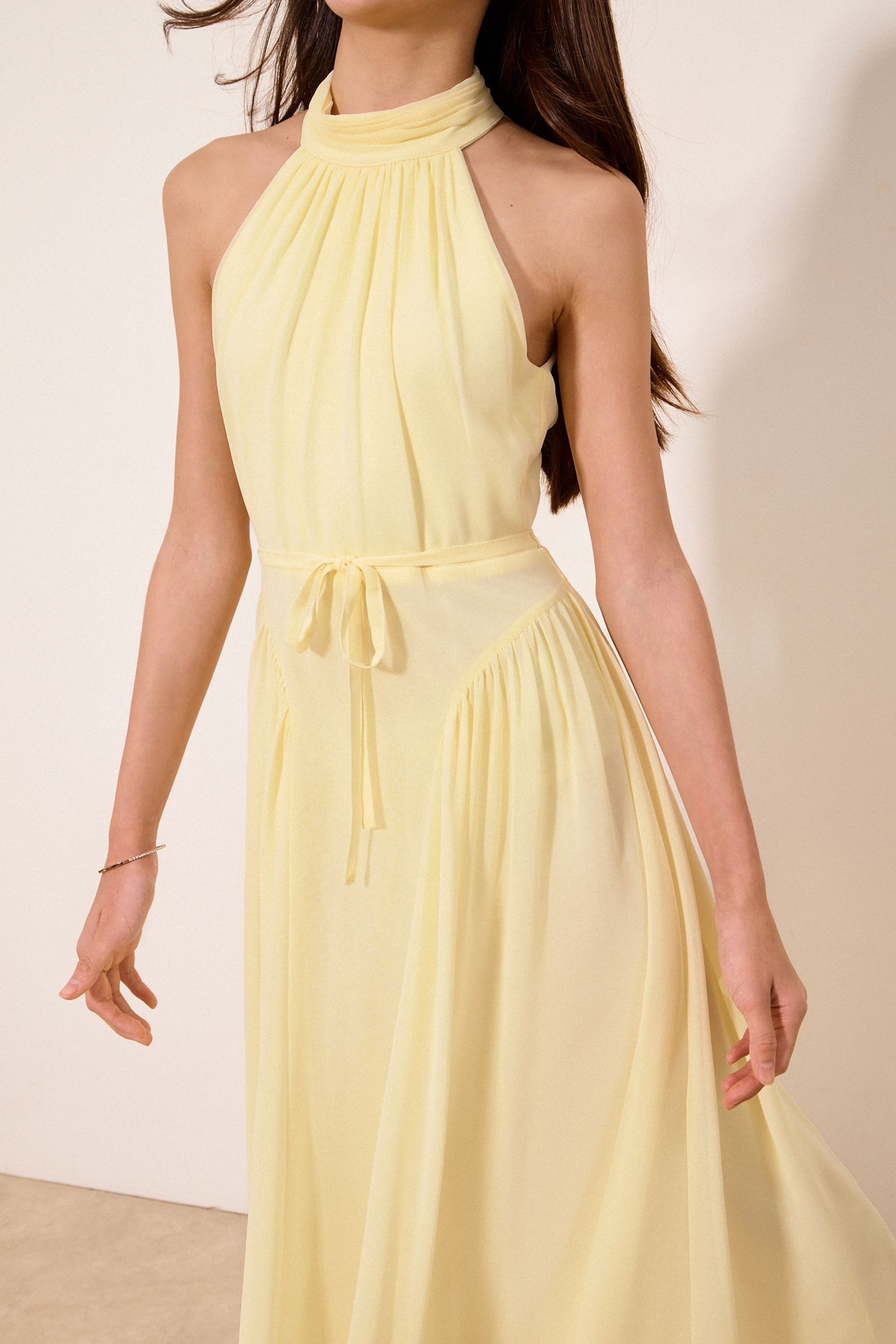 LIPSY Maxikleid Lipsy Teen festliches Neckholder-Maxikleid (2-tlg)
