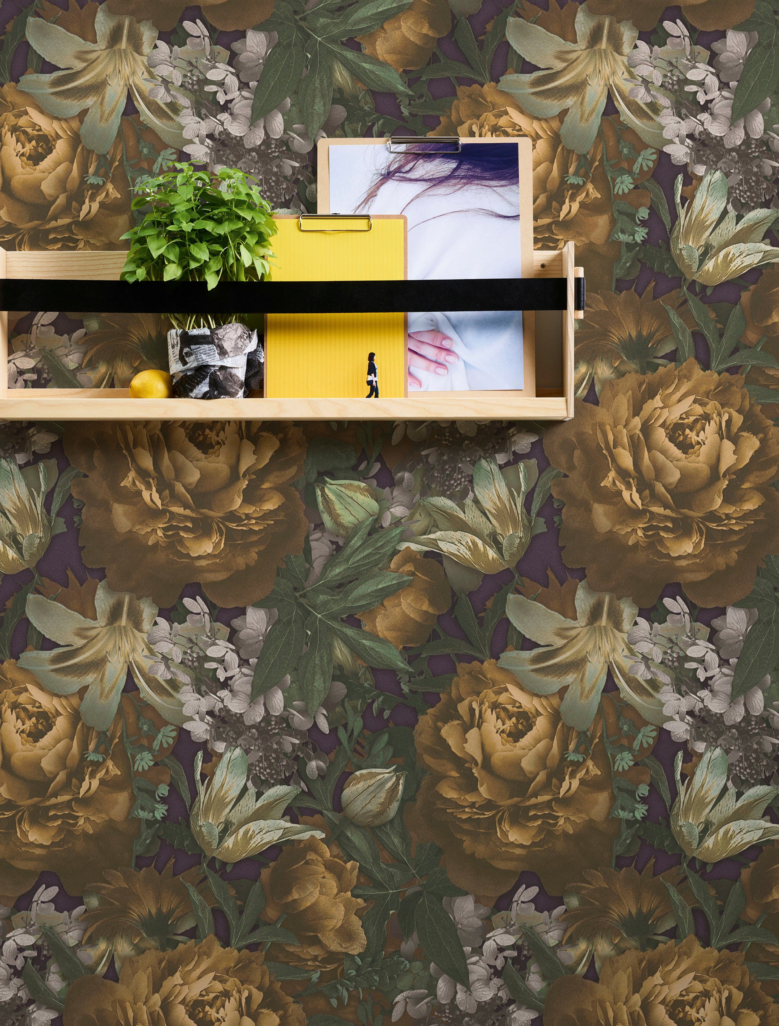 Bricoflor Lila Tapete mit Blumen Nostalgisch Vintage Blumentapete aus Vlies günstig online kaufen